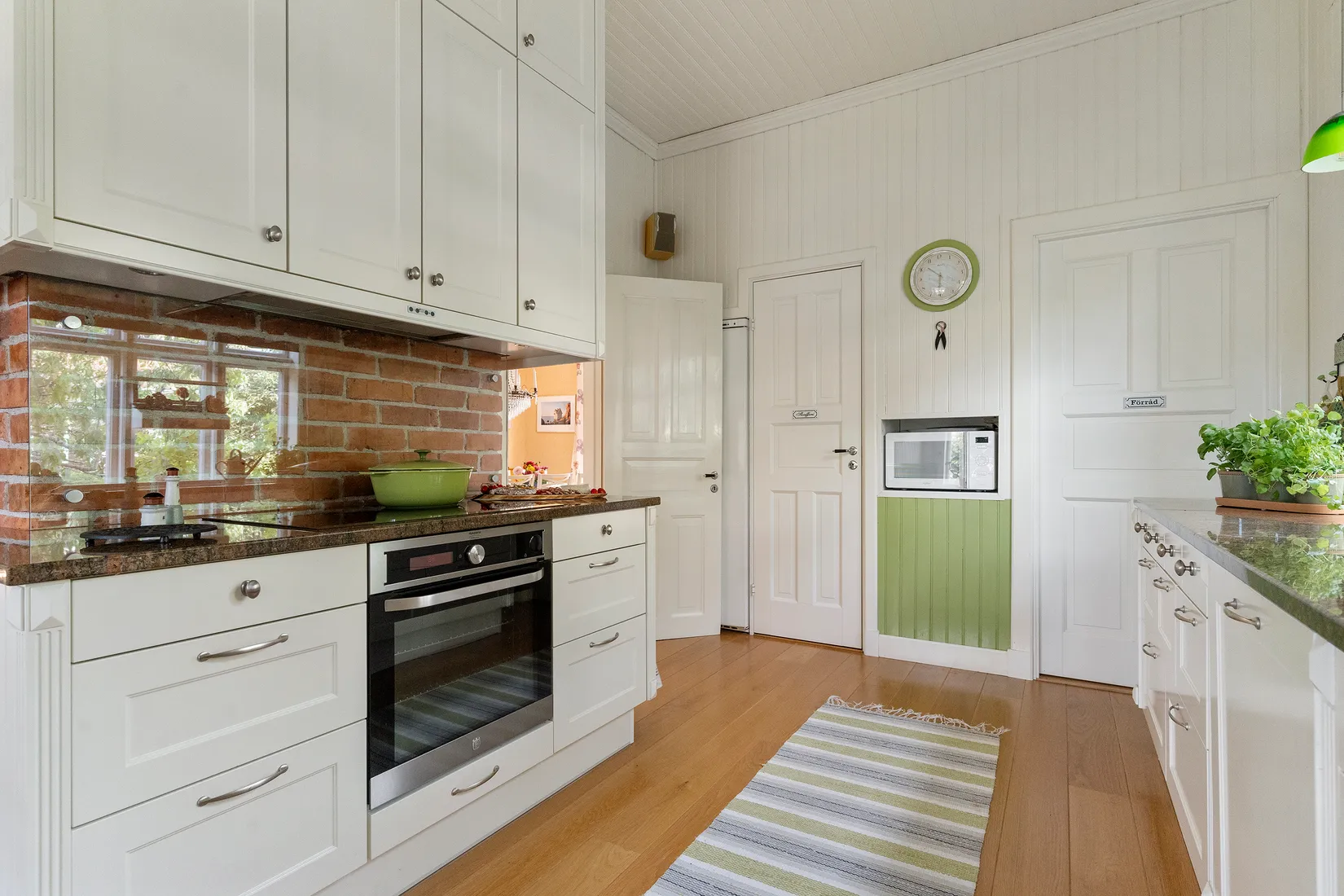 Villa, Södra Järnvägsgatan 17, Centralt, Vänersborg