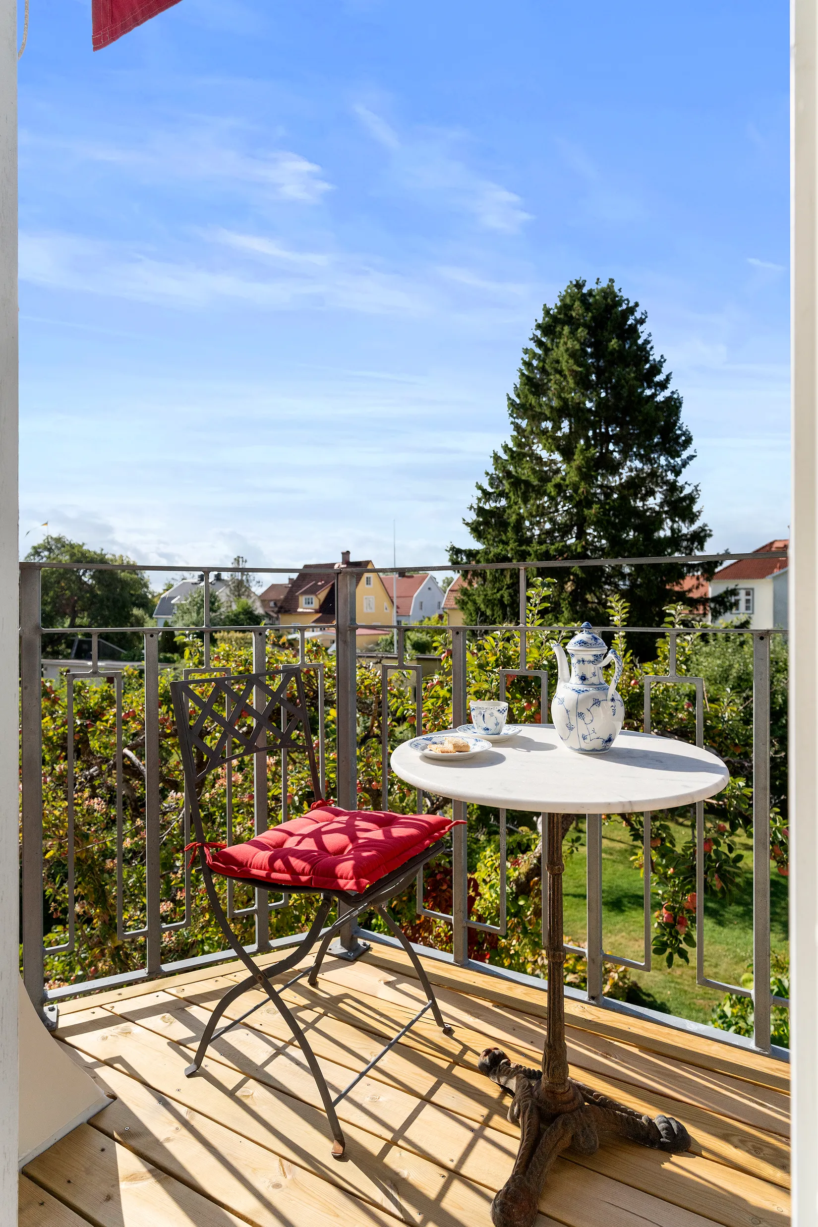 Villa, Södra Järnvägsgatan 17, Centralt, Vänersborg
