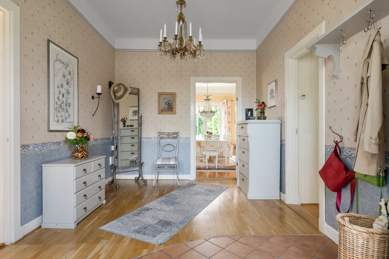 Villa, Södra Järnvägsgatan 17, Centralt, Vänersborg
