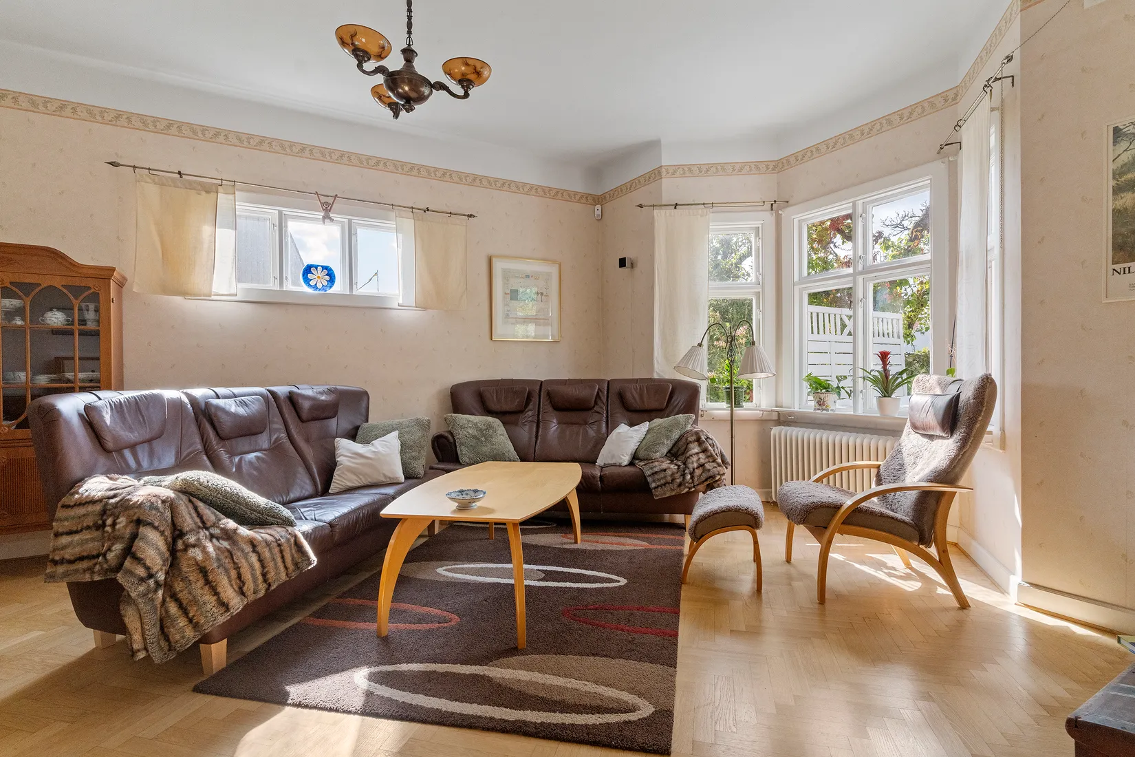 Villa, Södra Järnvägsgatan 17, Centralt, Vänersborg