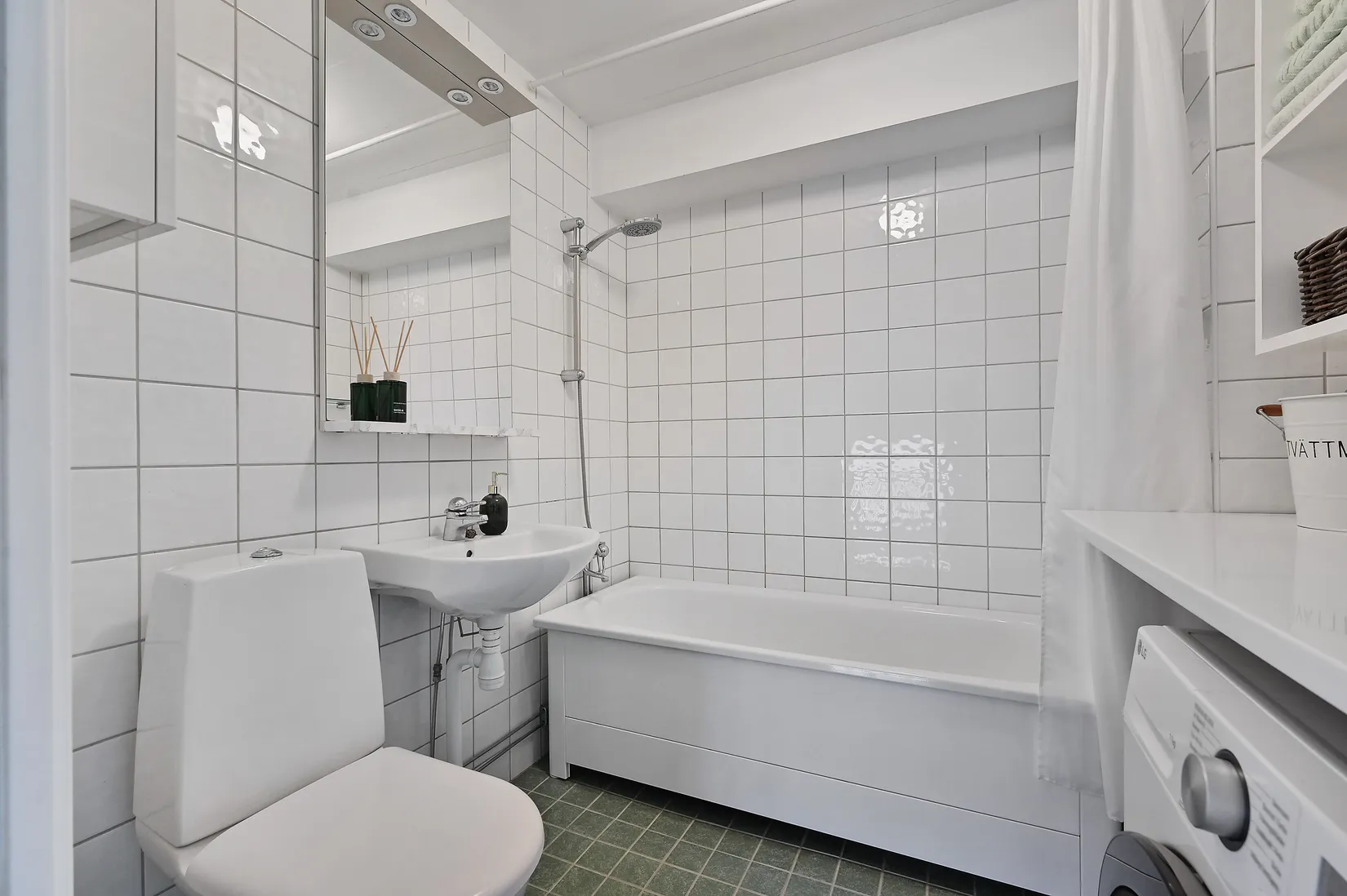 Radhus, Ekuddsvägen 24I, Ekebyhov, Ekerö