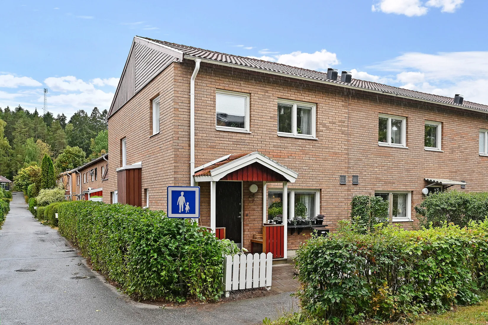 Radhus, Ekuddsvägen 24I, Ekebyhov, Ekerö