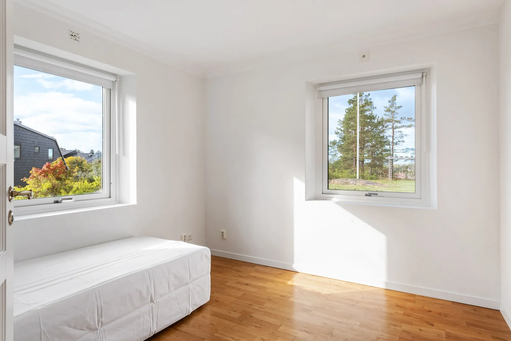 Villa, Bromsvägen 14, Nacka