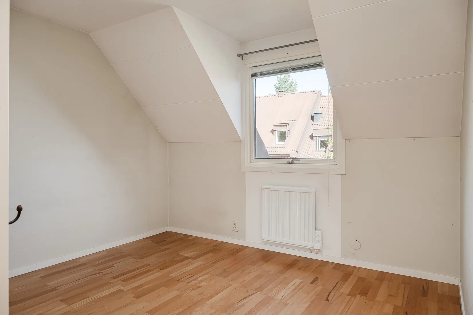 Radhus, Furuvägen 56, Hälletorp, Härnösand