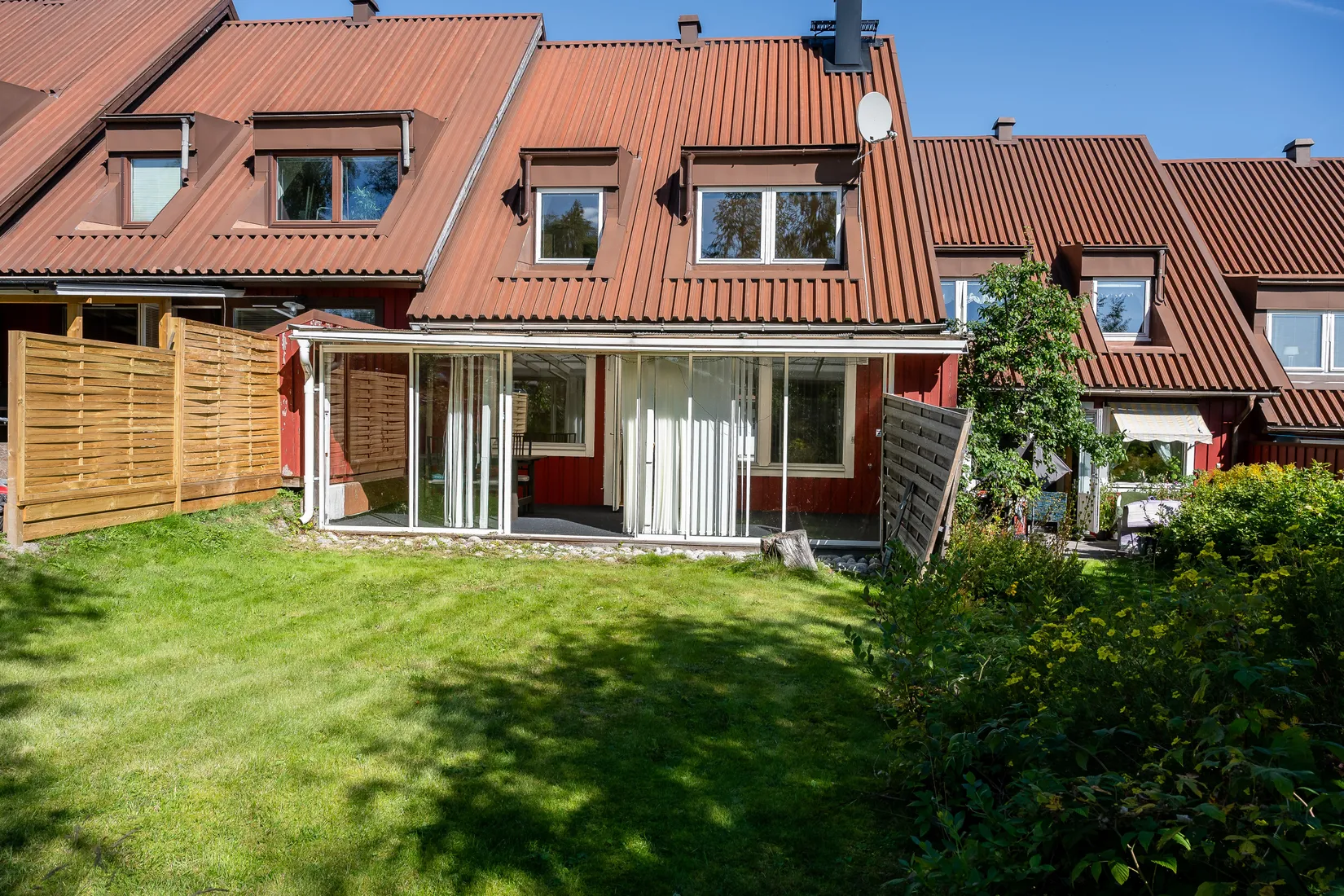 Radhus, Furuvägen 56, Hälletorp, Härnösand