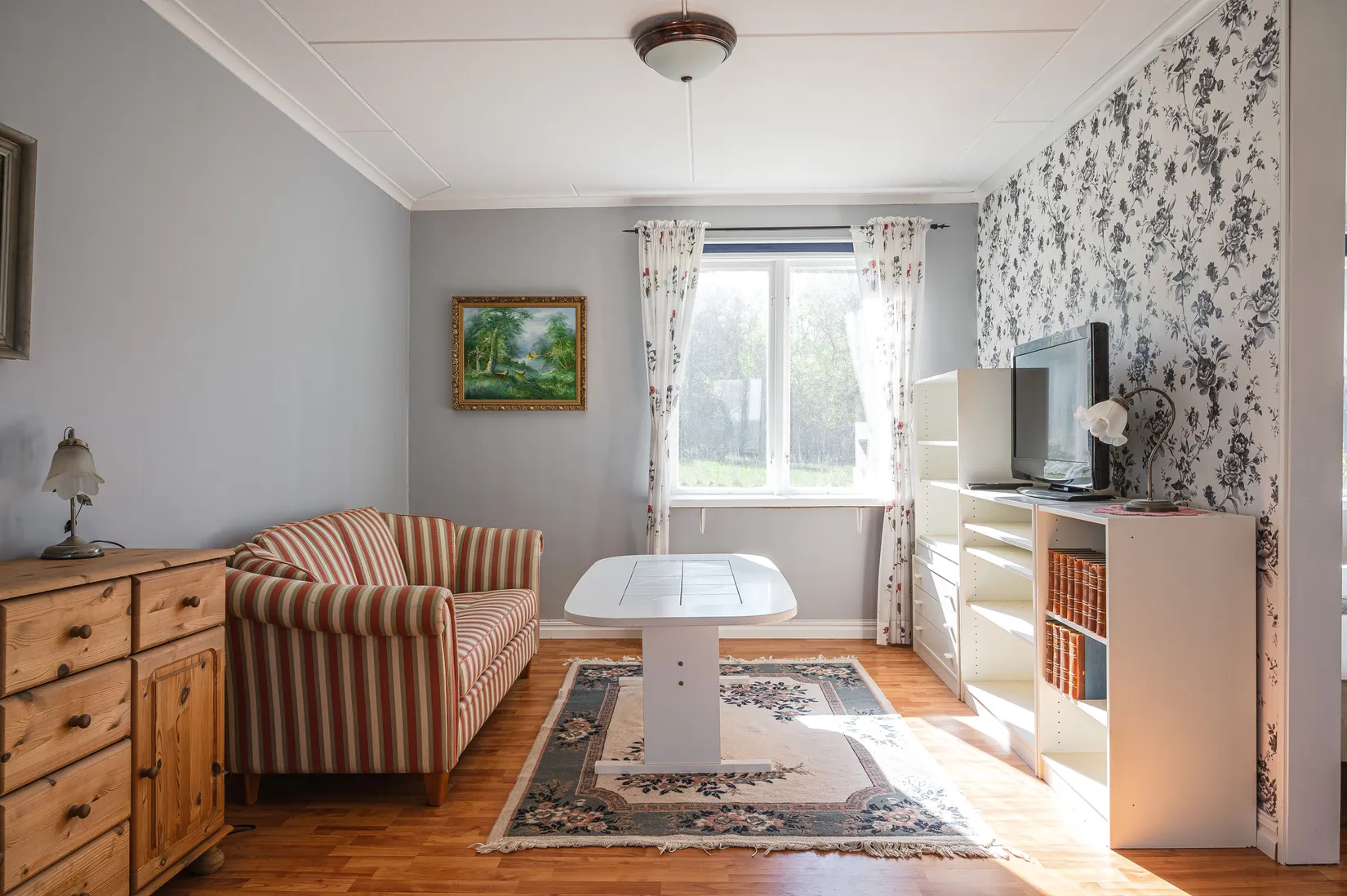 Villa,  Kyrketorp 7, Bitterna, Vara