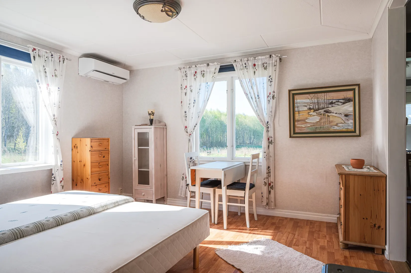 Villa,  Kyrketorp 7, Bitterna, Vara