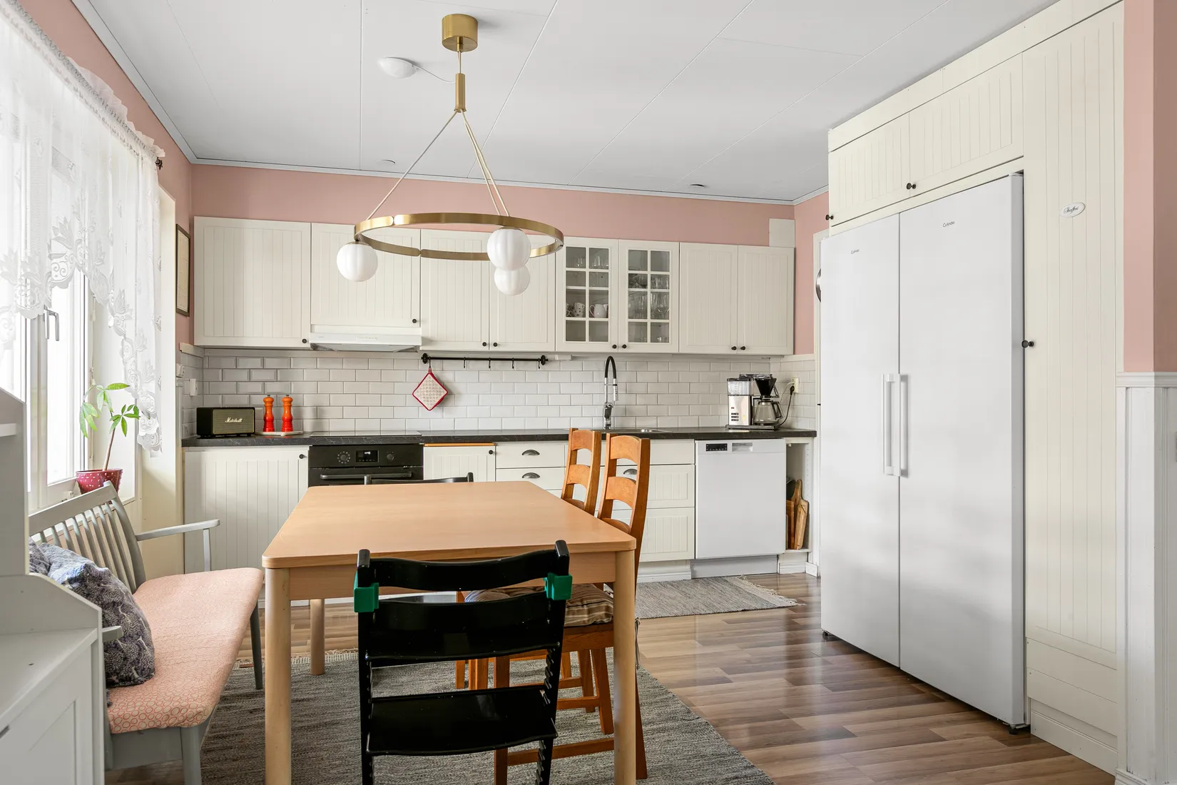 Radhus, Hemskogen 10, Stensätra, Sandviken