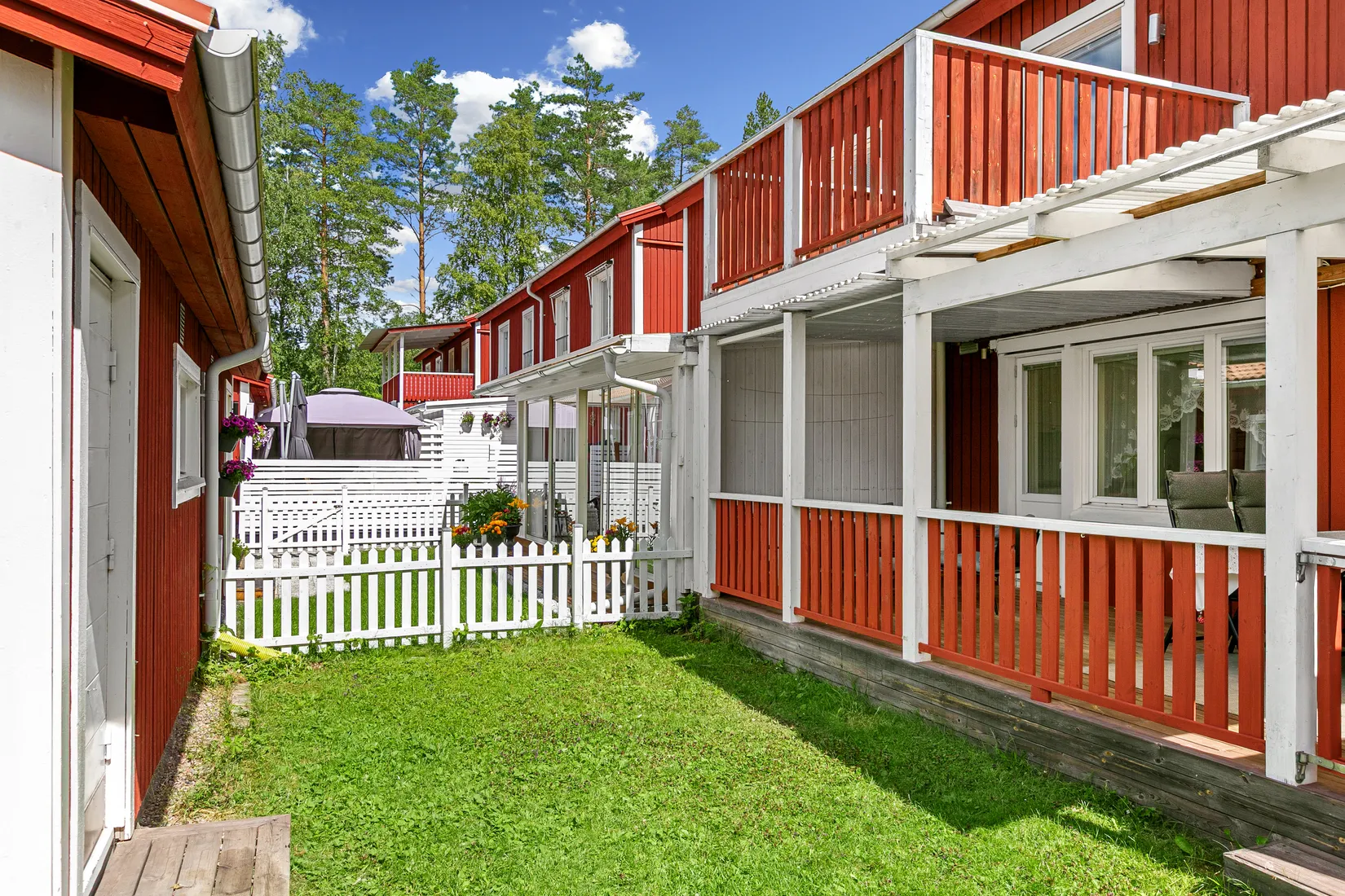 Radhus, Hemskogen 10, Stensätra, Sandviken