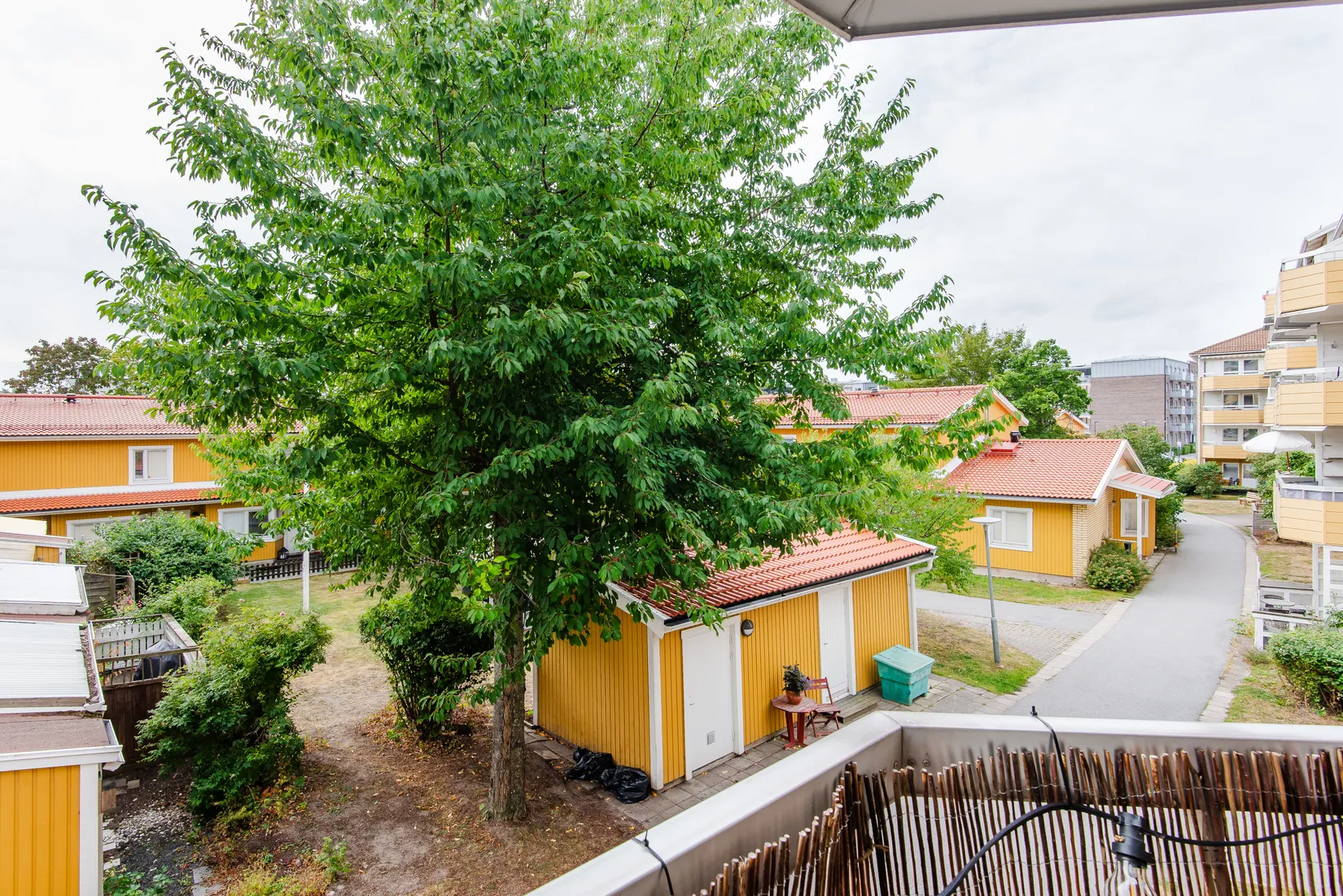 Bostadsrätt, Luffarbacken 8, 1 tr, Centralt, Österåker