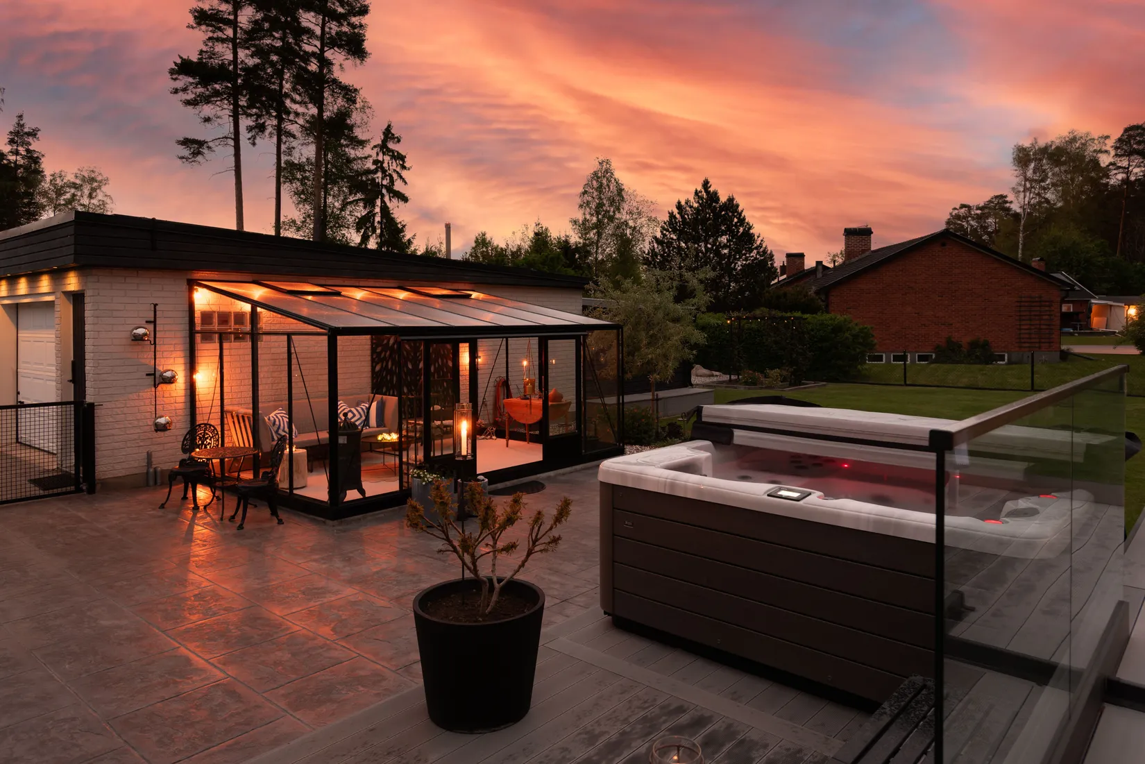 Villa, Trumpetaregatan 11, Kumla