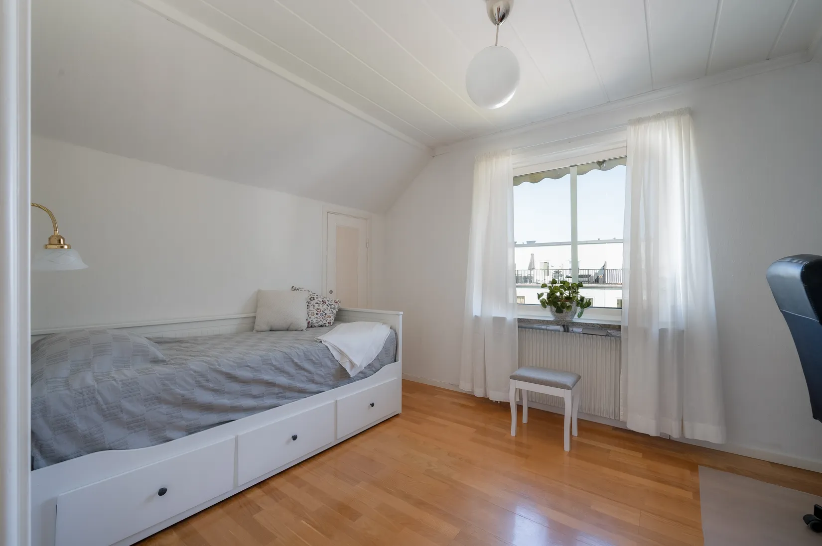 Villa, Skogsvägen 2, Oppeby, Nyköping