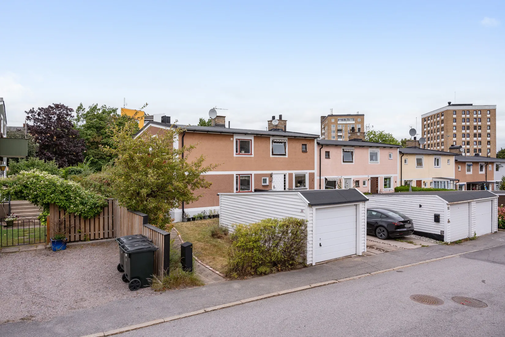 Radhus, Attungsgatan 18, Eneby, Norrköping