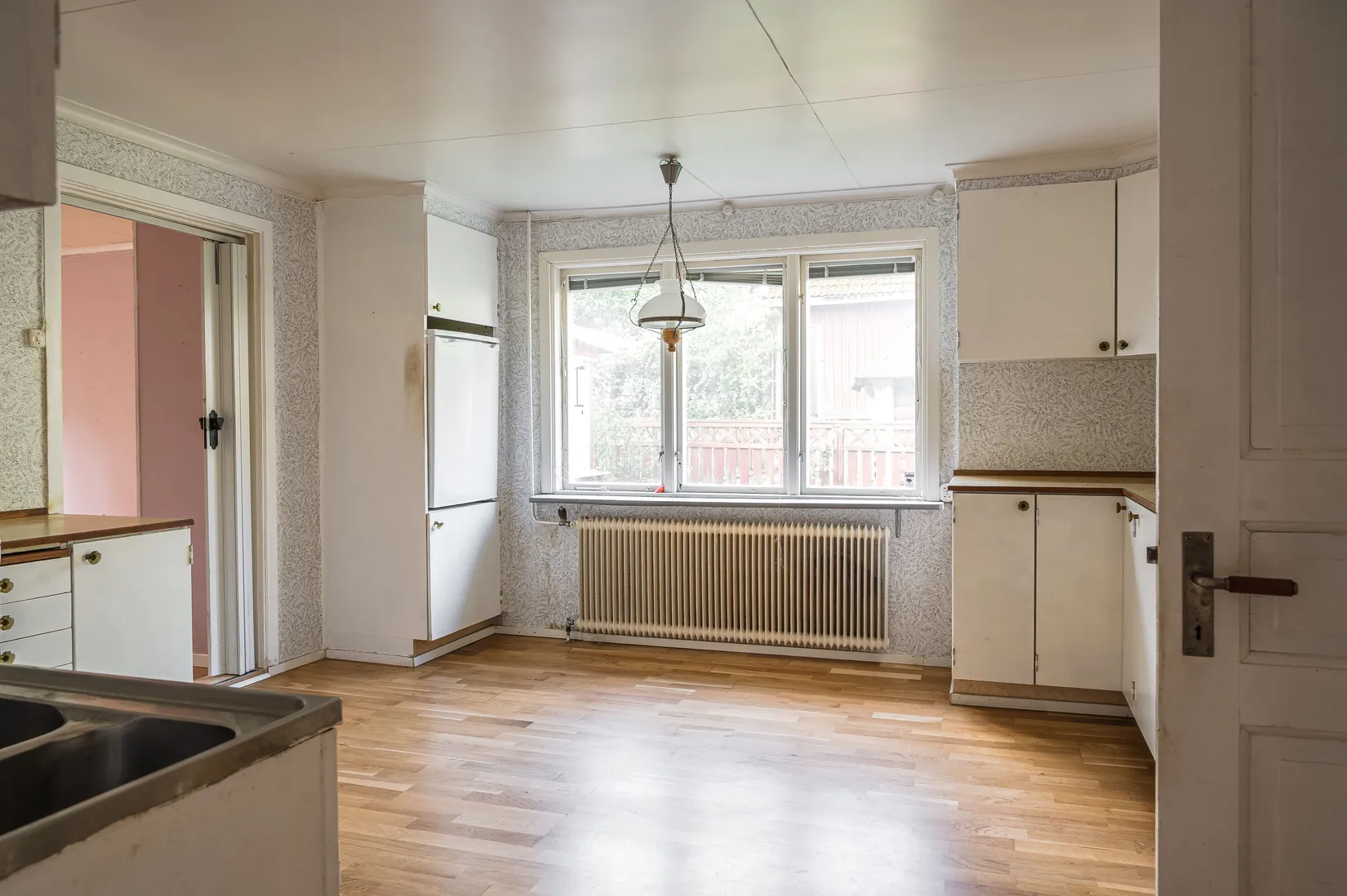 Villa, Halvåsvägen 16, Helås, Vara