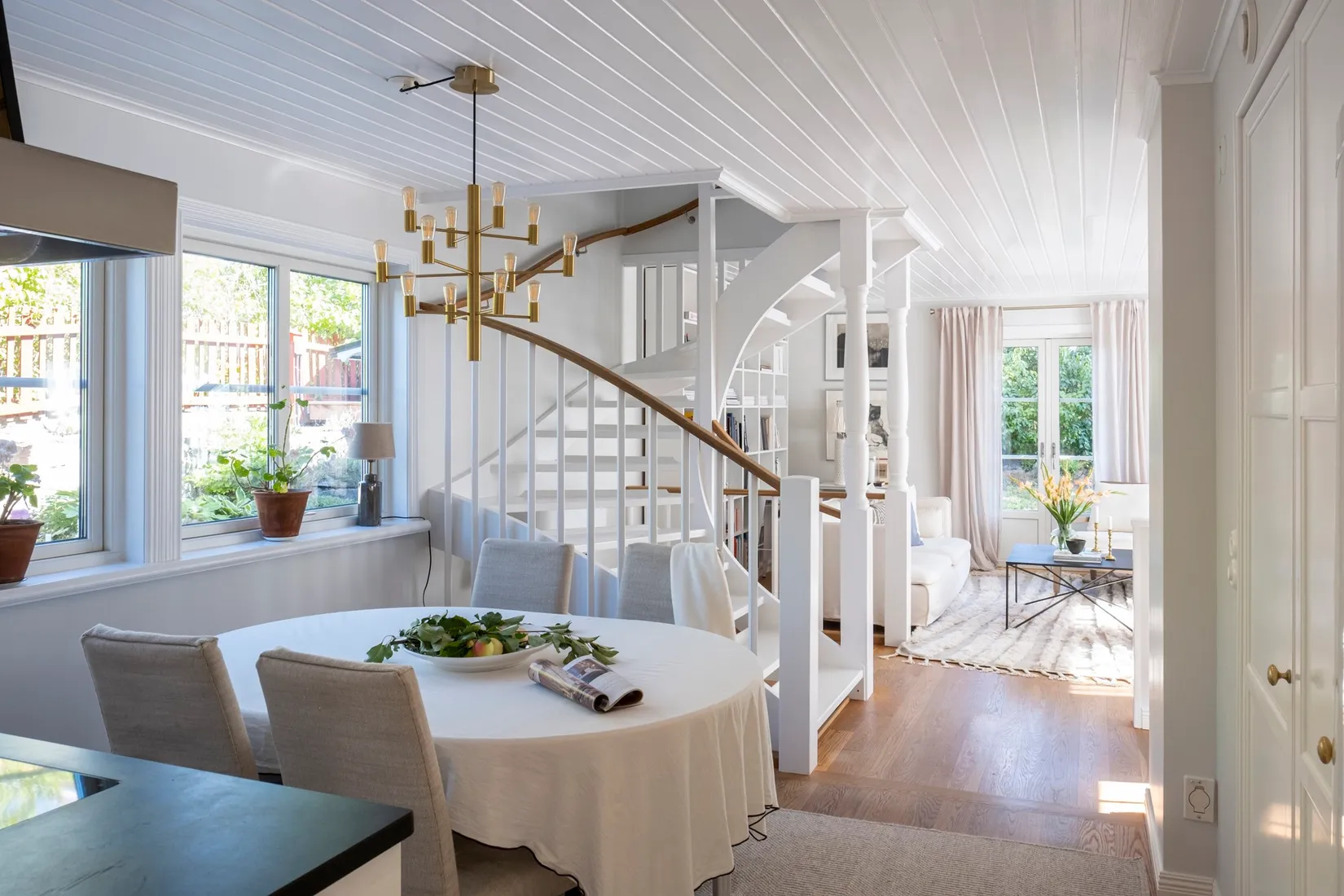 Villa, Cronhamns gata 10, Stadskärnan i Vaxholm, Vaxholm