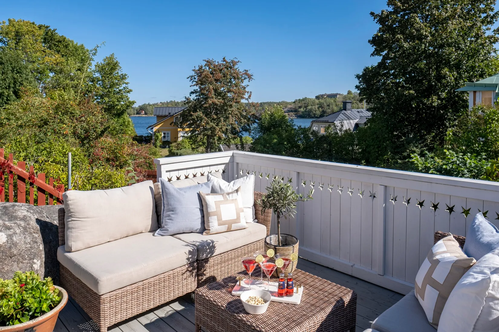 Villa, Cronhamns gata 10, Stadskärnan i Vaxholm, Vaxholm