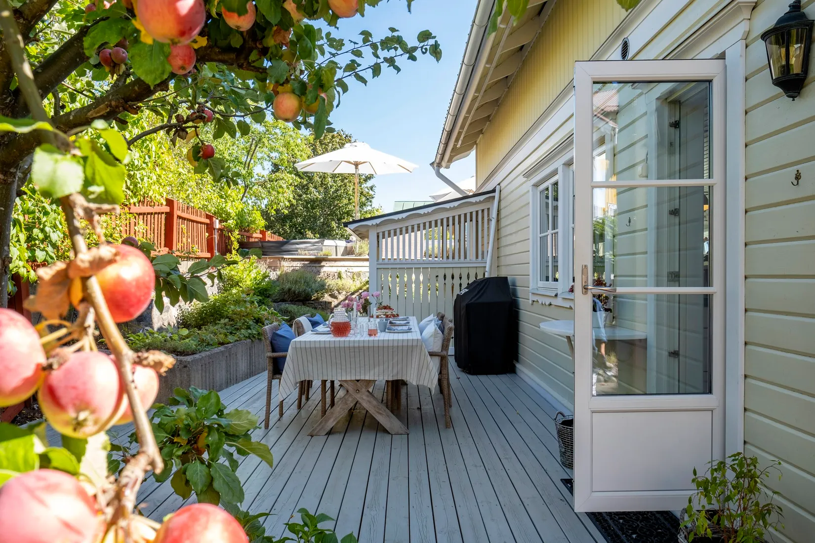 Villa, Cronhamns gata 10, Stadskärnan i Vaxholm, Vaxholm