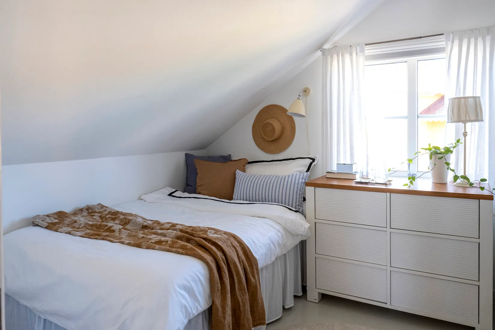 Villa, Cronhamns gata 10, Stadskärnan i Vaxholm, Vaxholm