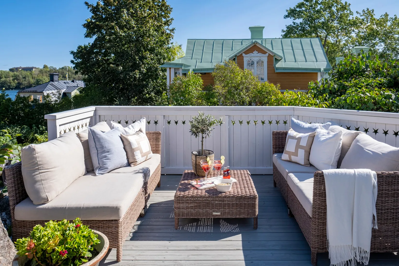 Villa, Cronhamns gata 10, Stadskärnan i Vaxholm, Vaxholm