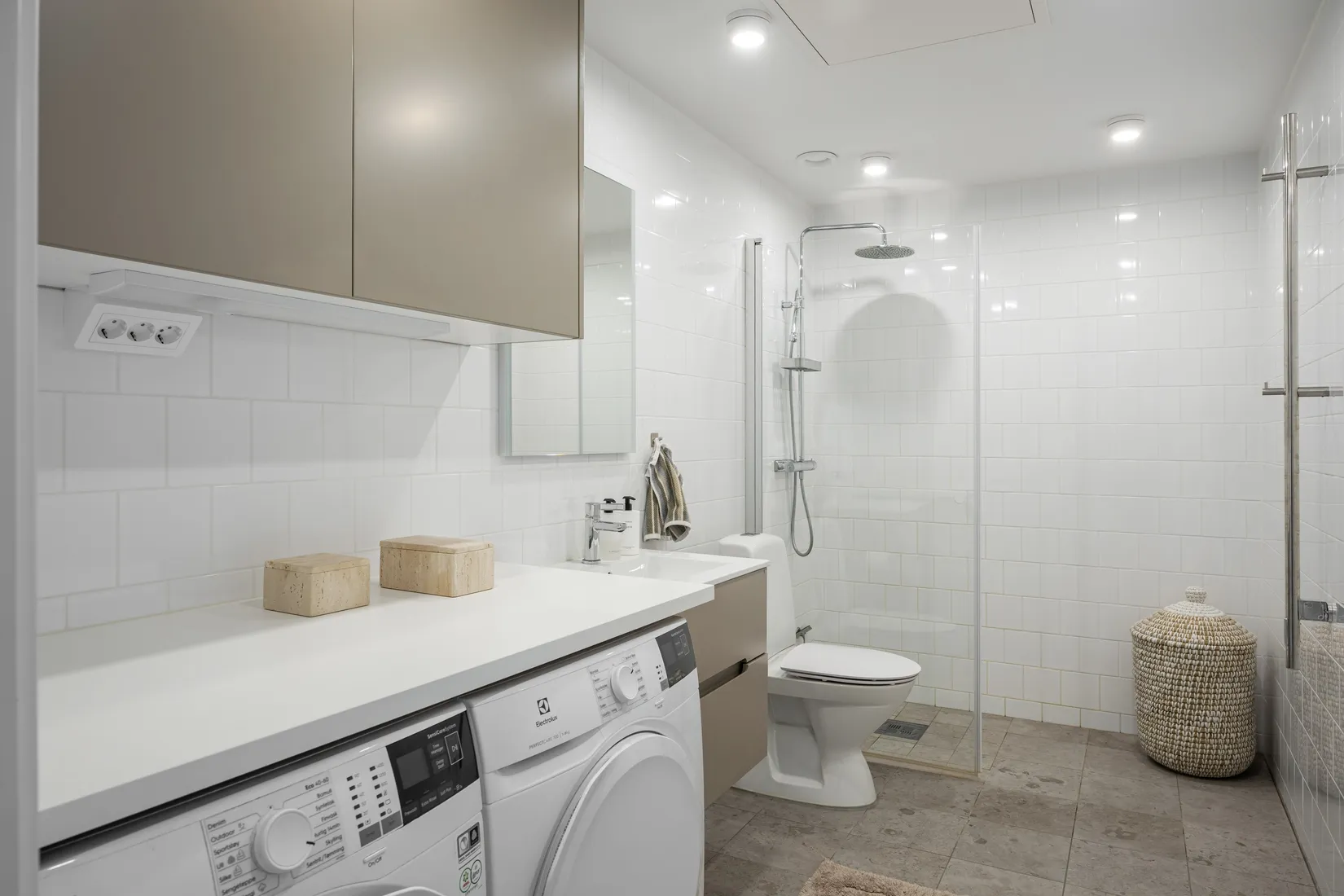 Bostadsrätt, Löfströms Allé 4b, Centrala Sundbyberg, Sundbyberg