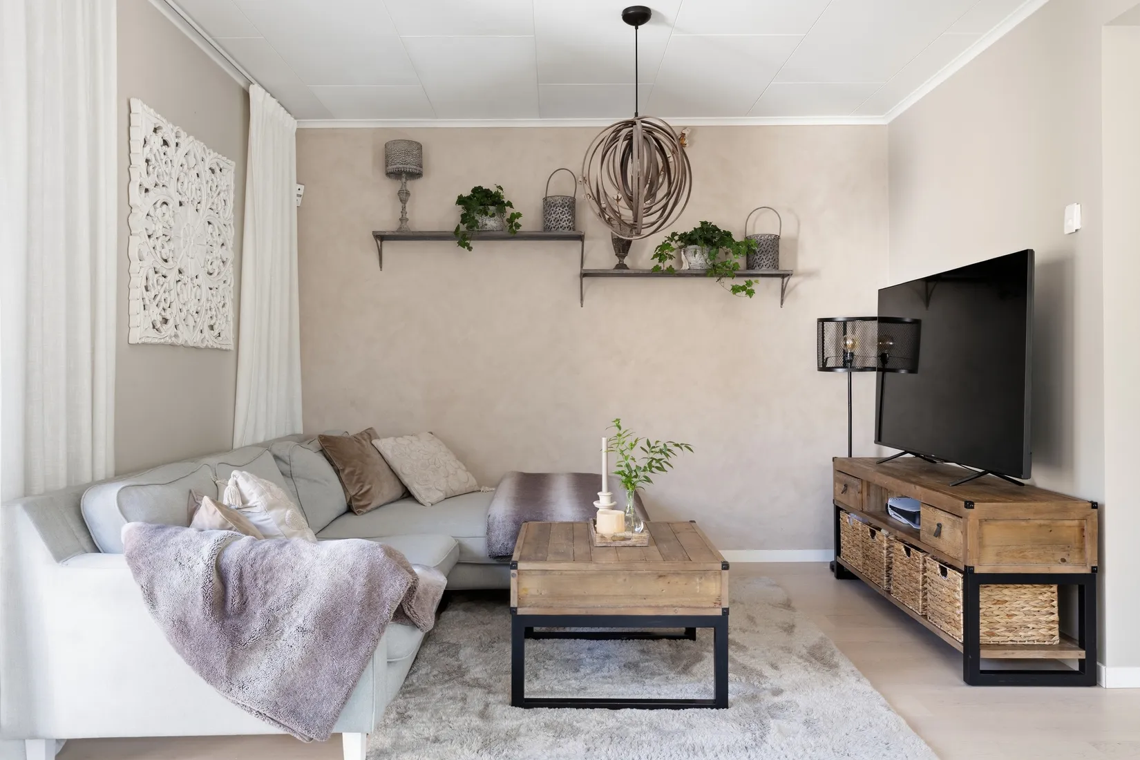 Radhus, Frisells gata 6E, Sanda Ängar/Bollstanäs, Upplands Väsby