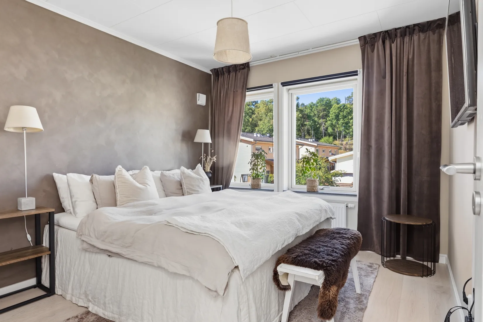 Radhus, Frisells gata 6E, Sanda Ängar/Bollstanäs, Upplands Väsby