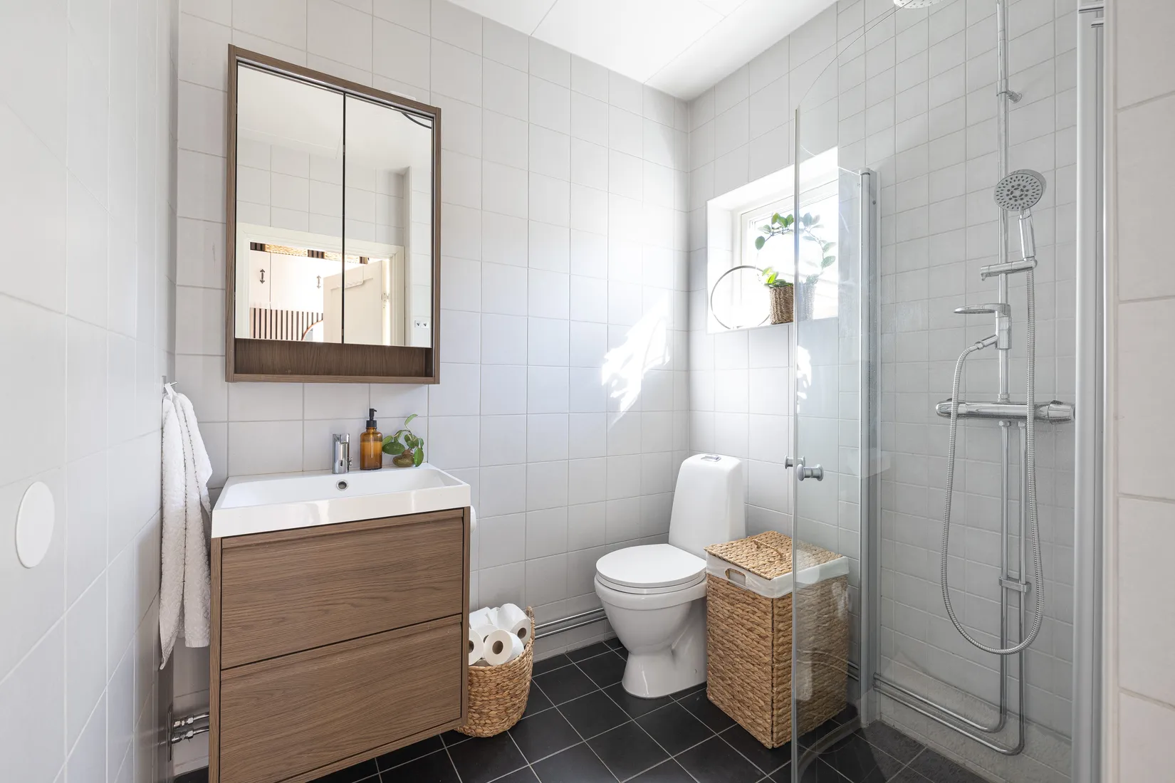 Radhus, Frisells gata 6E, Sanda Ängar/Bollstanäs, Upplands Väsby