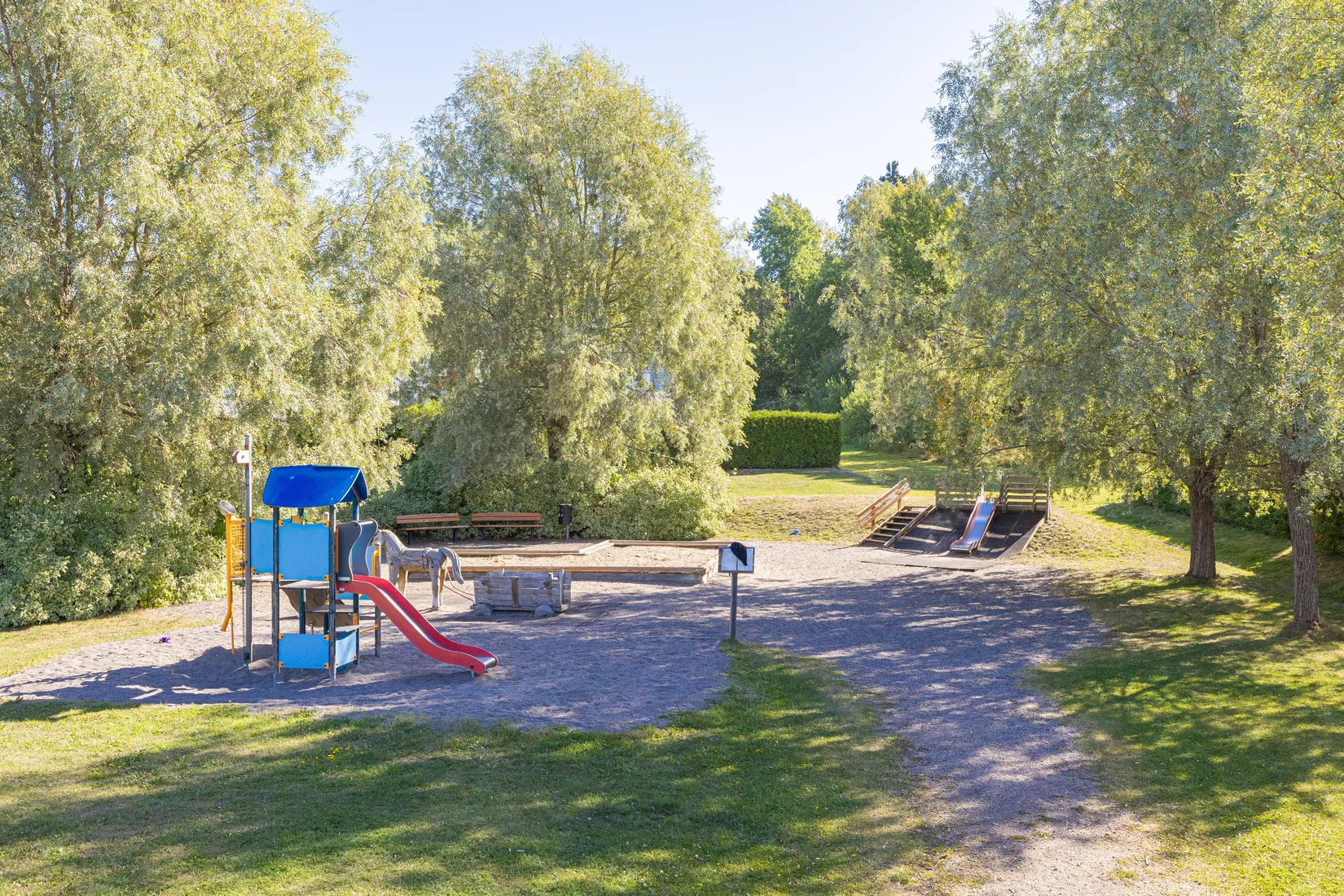 Radhus, Frisells gata 6E, Sanda Ängar/Bollstanäs, Upplands Väsby