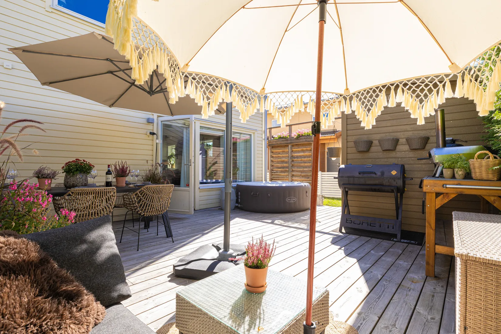 Radhus, Frisells gata 6E, Sanda Ängar/Bollstanäs, Upplands Väsby