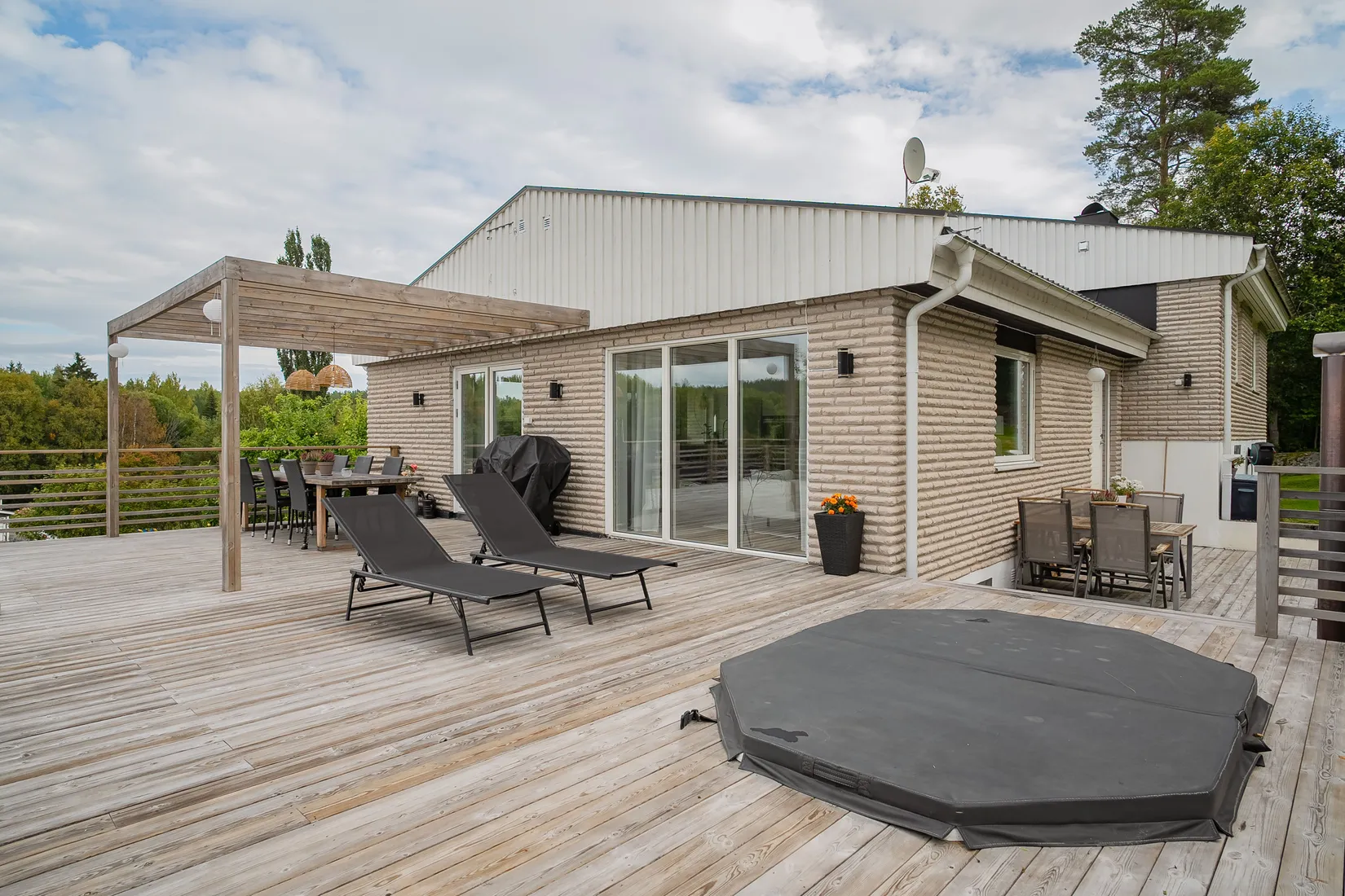 Villa, Brantåsvägen 3, Nyland, Kvissleby, Sundsvall