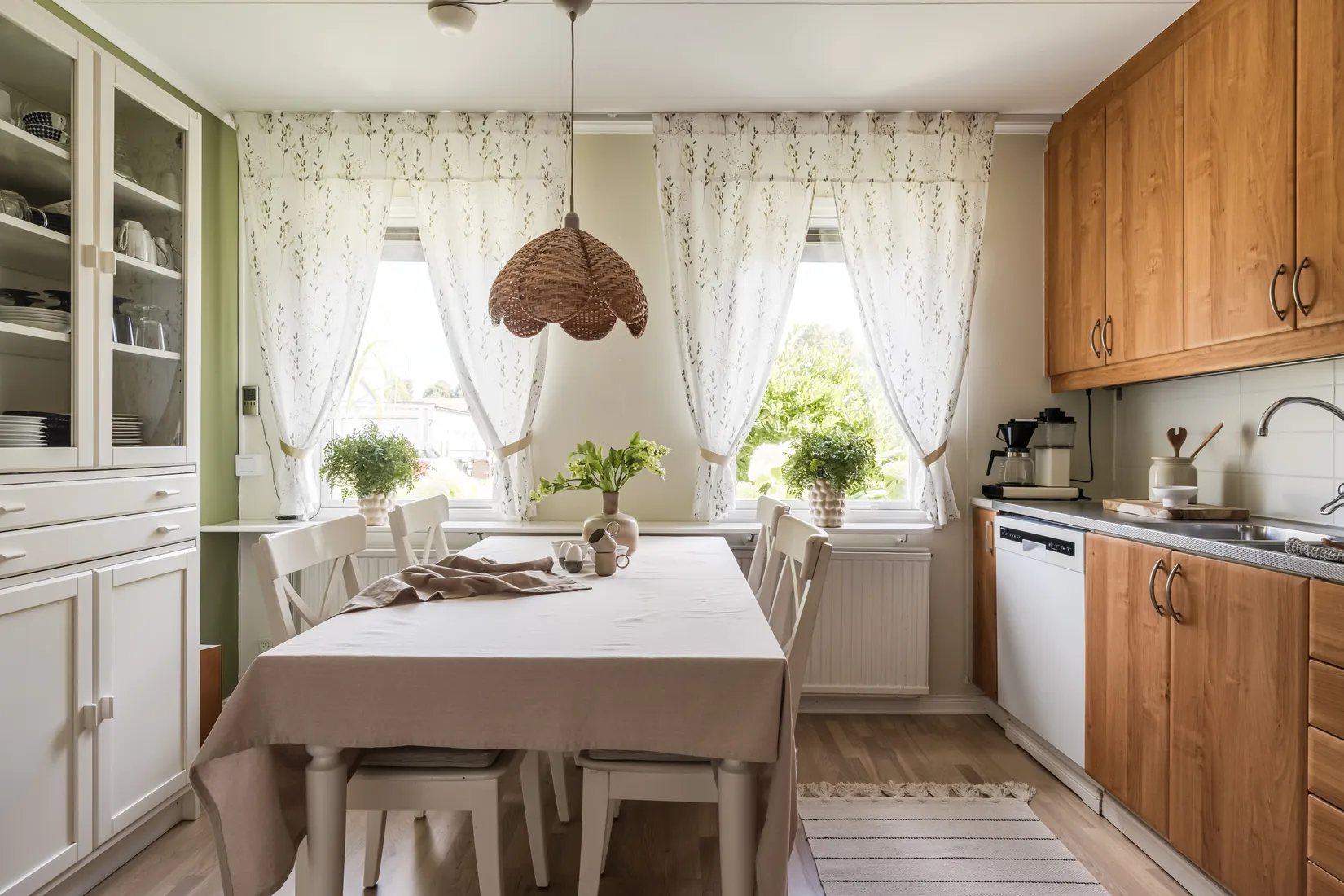 Villa, Rävabacken 8, Ekeby, Kumla