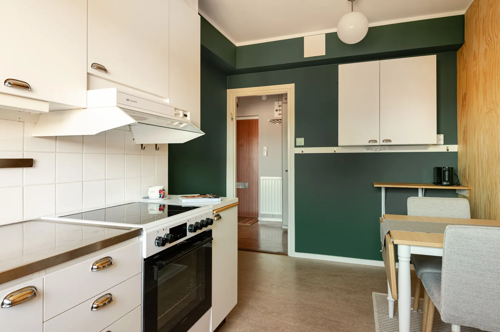 Bostadsrätt, Katarinas väg 4A, 3 vån med hiss, Centralt, Vadstena