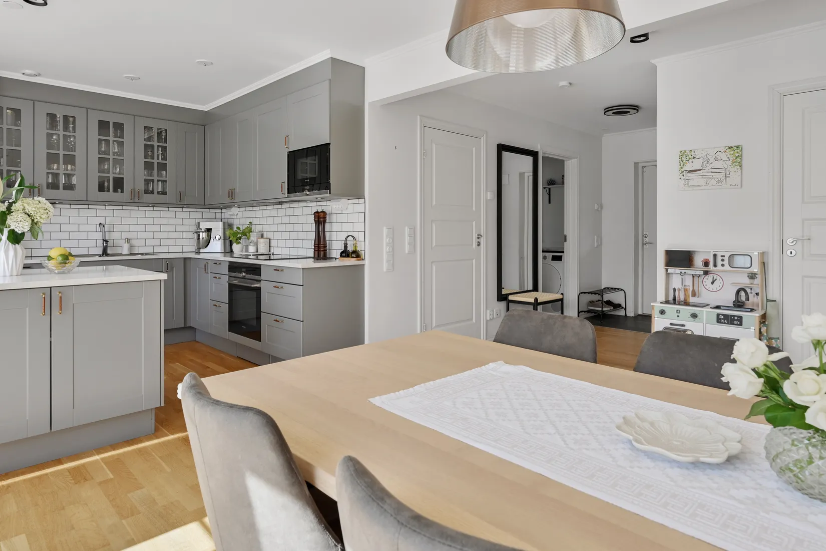 Radhus, Ardennervägen 2D, Svinninge, Österåker