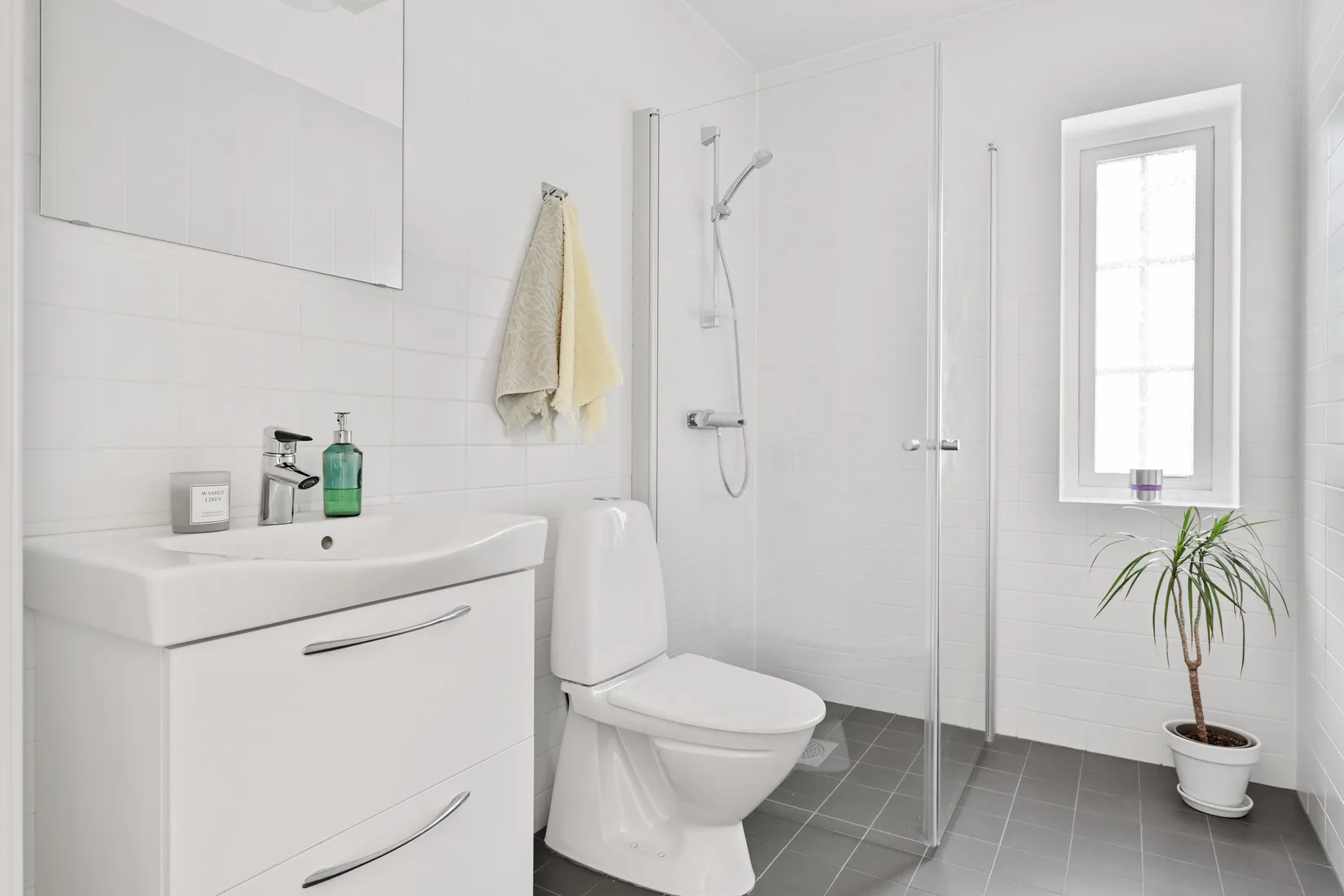 Radhus, Ardennervägen 2D, Svinninge, Österåker