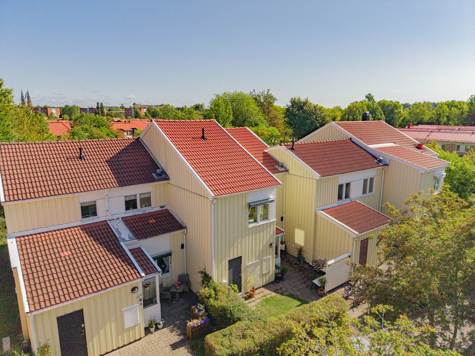 Radhus, Oslogatan 48, Ekeby, Uppsala