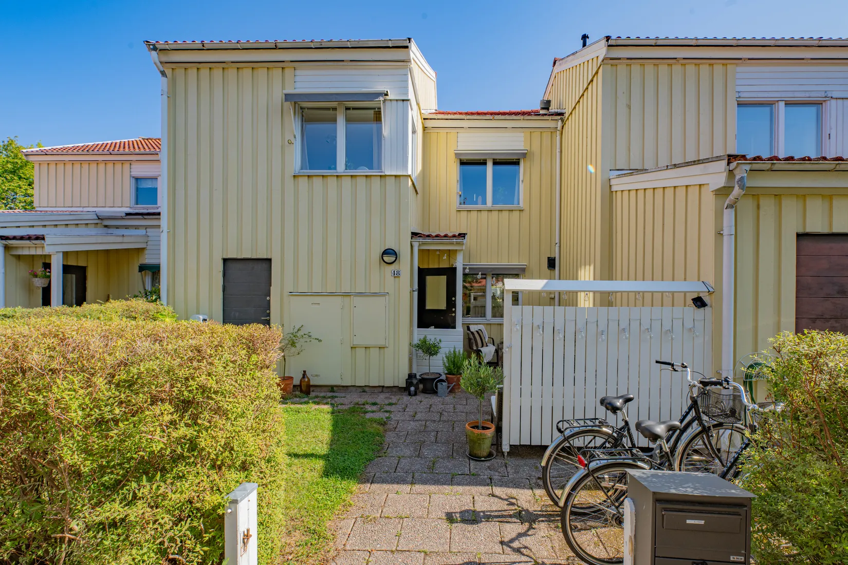 Radhus, Oslogatan 48, Ekeby, Uppsala