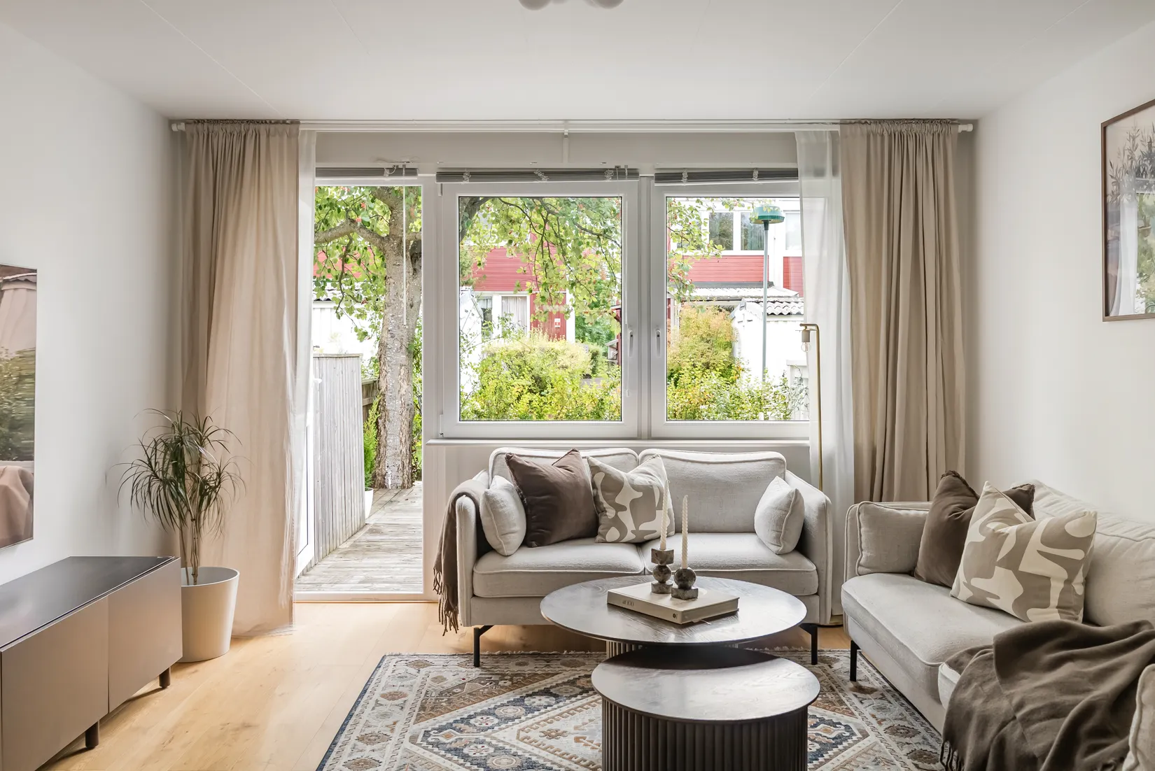 Radhus, Torpstugegränd 34, Bromsten, Stockholm