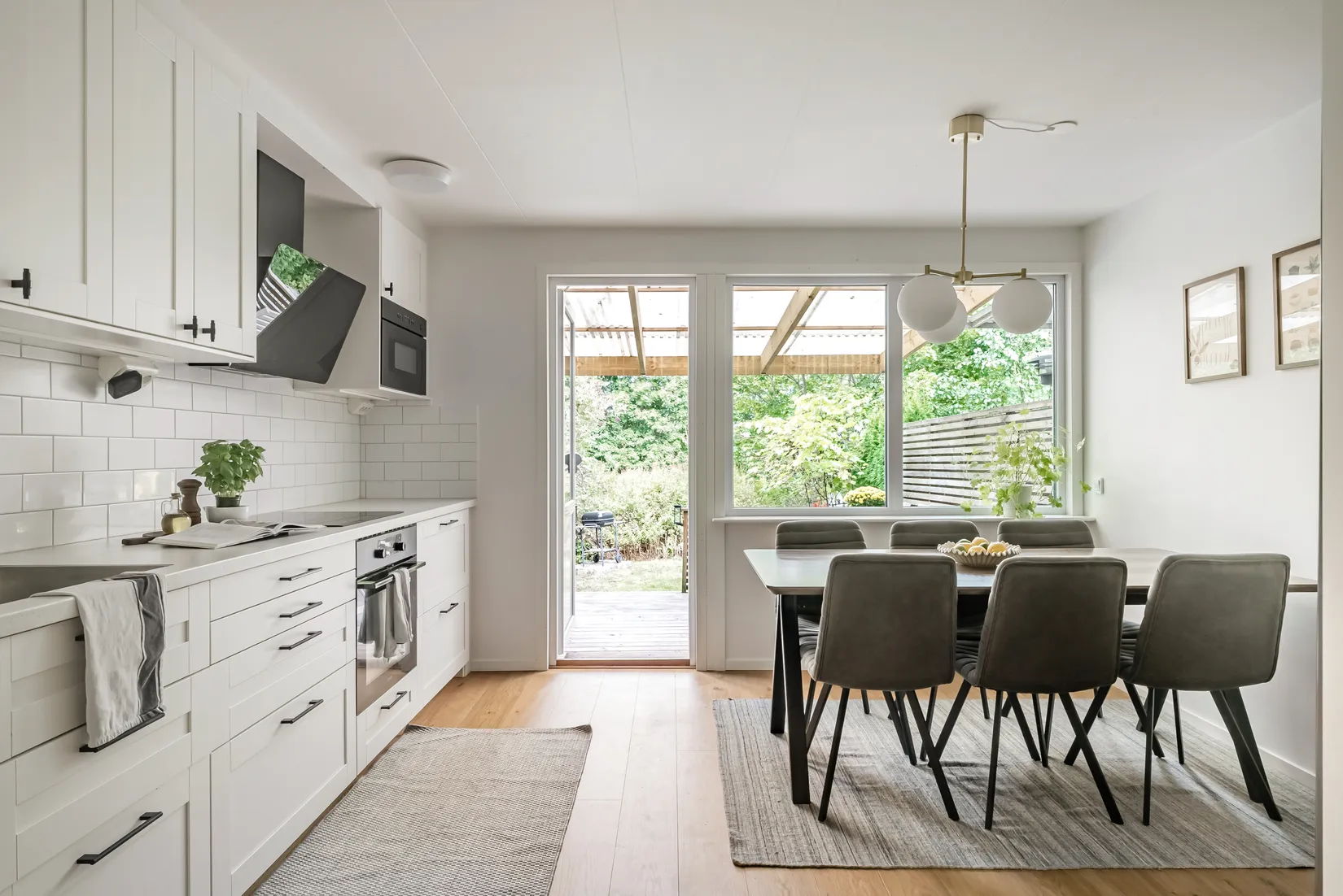Radhus, Torpstugegränd 34, Bromsten, Stockholm