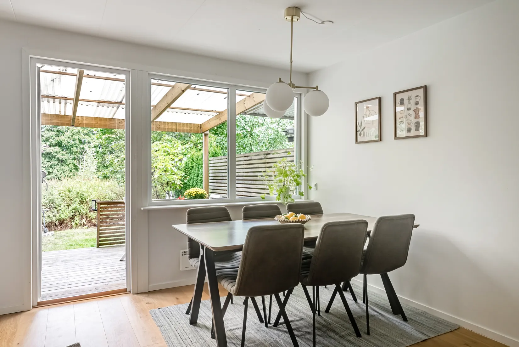 Radhus, Torpstugegränd 34, Bromsten, Stockholm