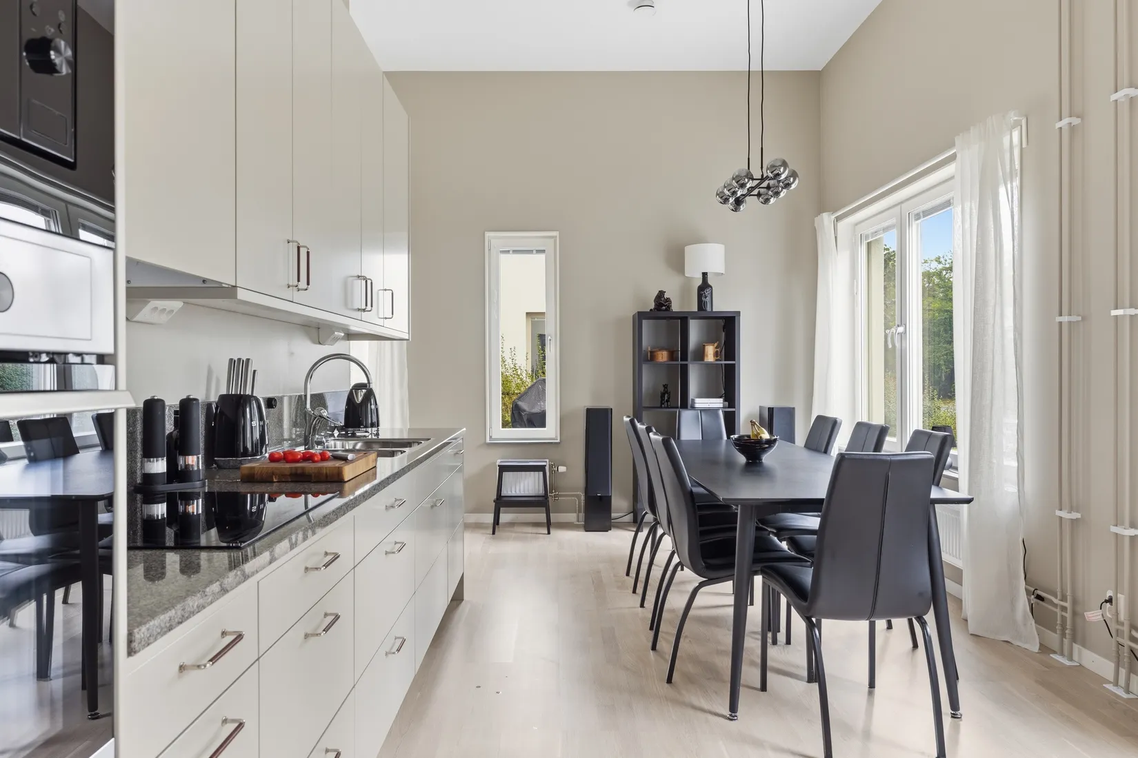 Radhus, Kungsvägen 8B, Edsviken/Centralt, Sollentuna