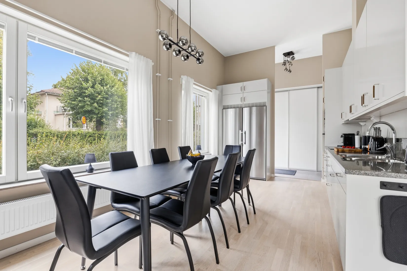 Radhus, Kungsvägen 8B, Edsviken/Centralt, Sollentuna