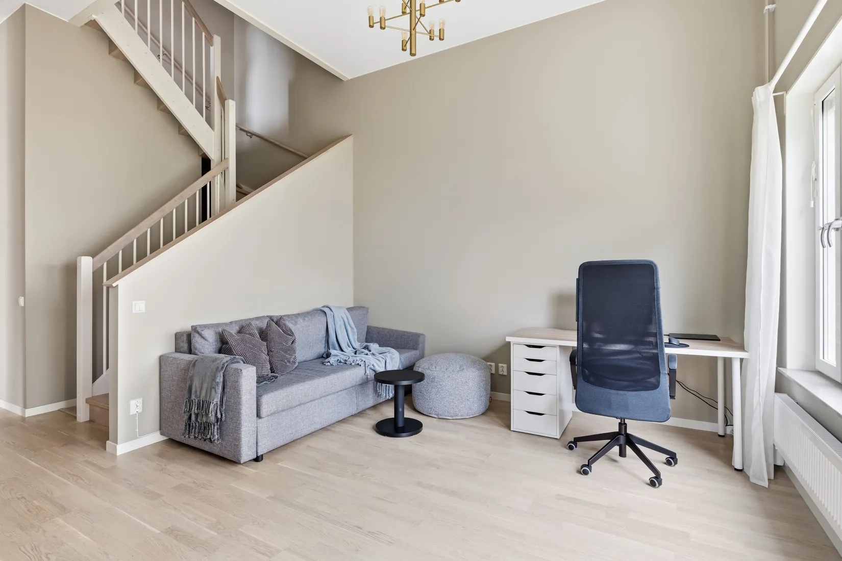 Radhus, Kungsvägen 8B, Edsviken/Centralt, Sollentuna