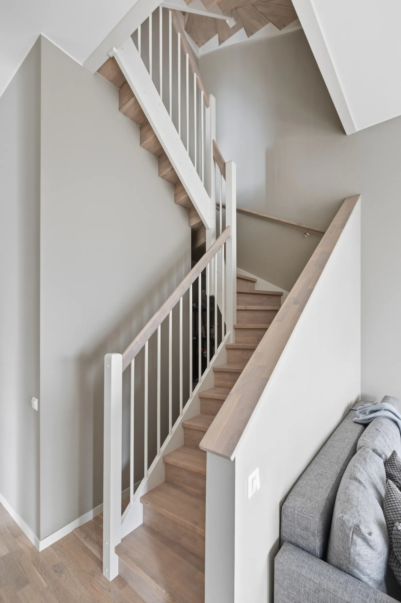 Radhus, Kungsvägen 8B, Edsviken/Centralt, Sollentuna