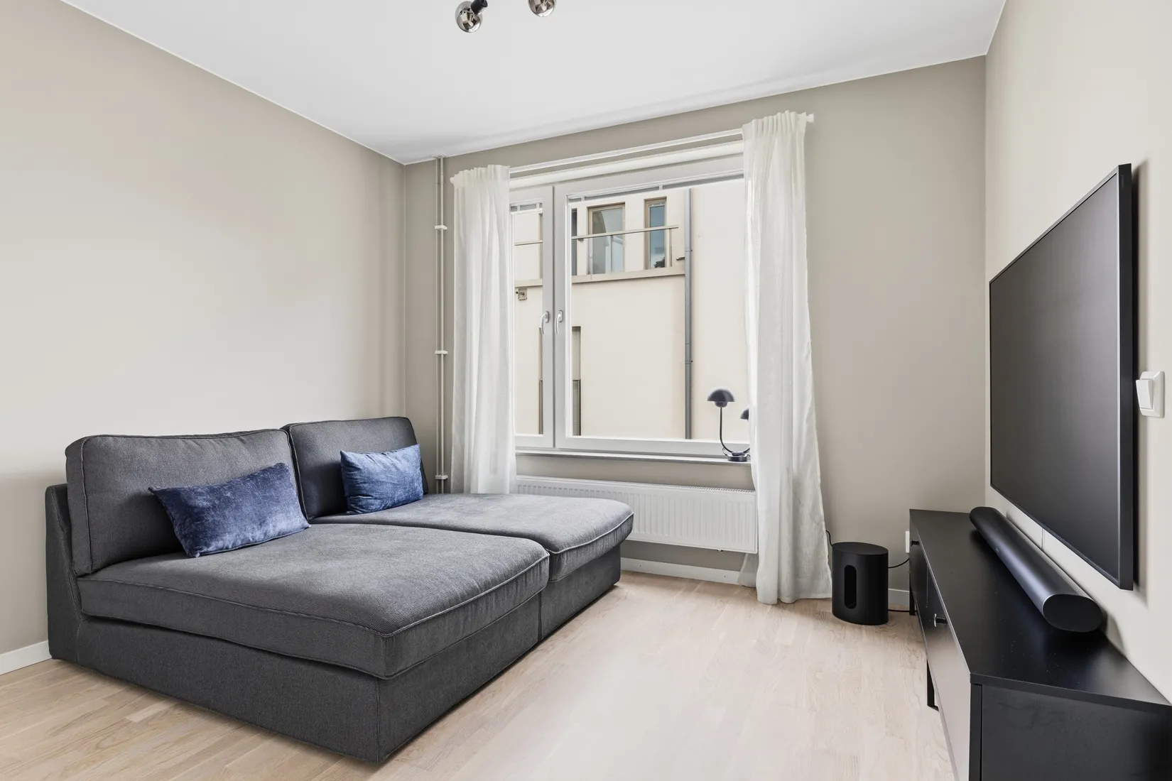 Radhus, Kungsvägen 8B, Edsviken/Centralt, Sollentuna