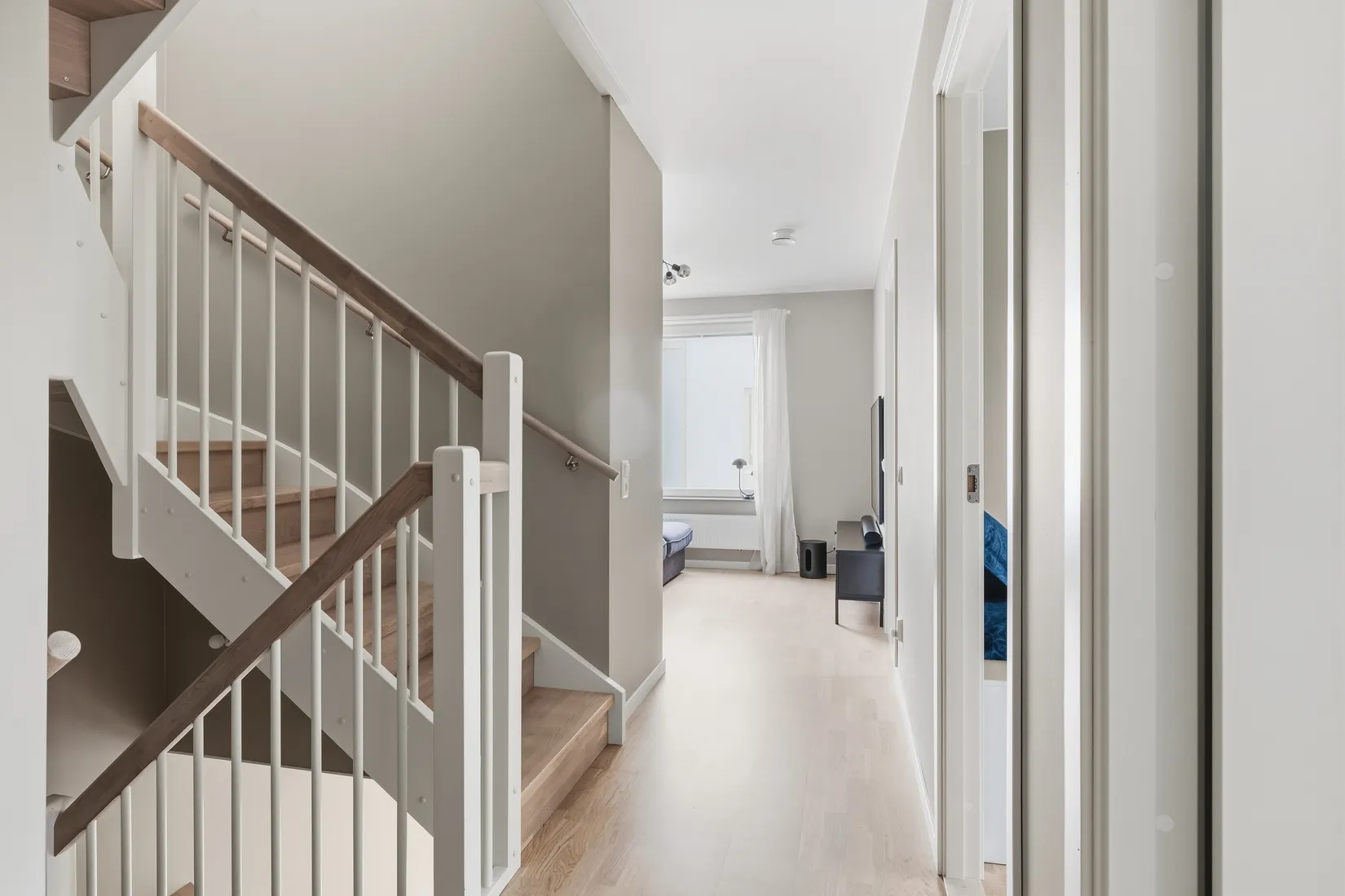Radhus, Kungsvägen 8B, Edsviken/Centralt, Sollentuna