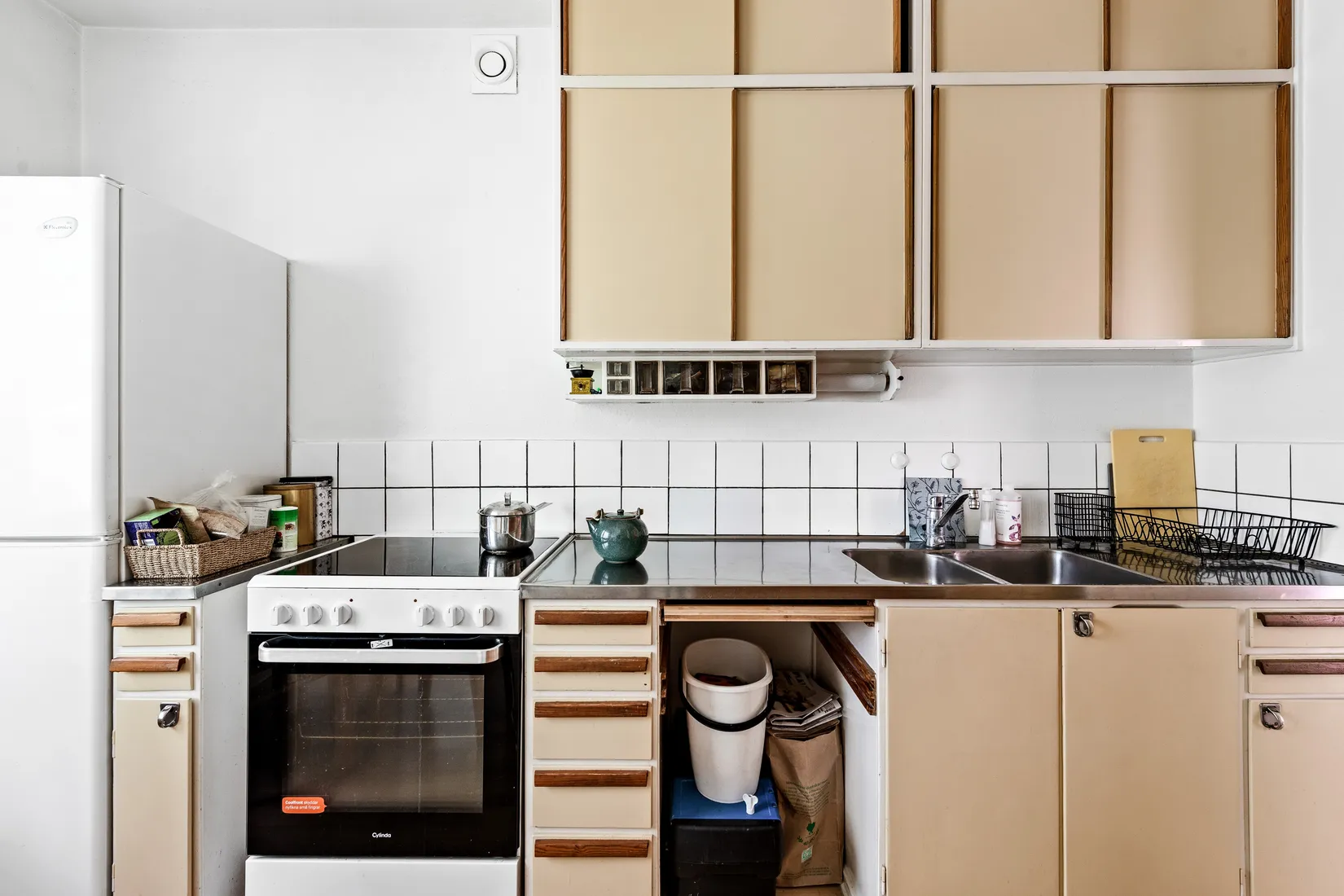Bostadsrätt, Smörbrödsvägen 23, vån 3/3, Sköndal, Stockholm