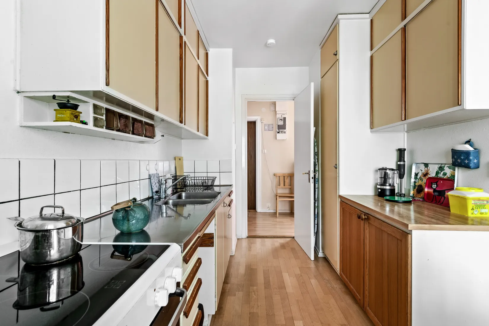 Bostadsrätt, Smörbrödsvägen 23, vån 3/3, Sköndal, Stockholm