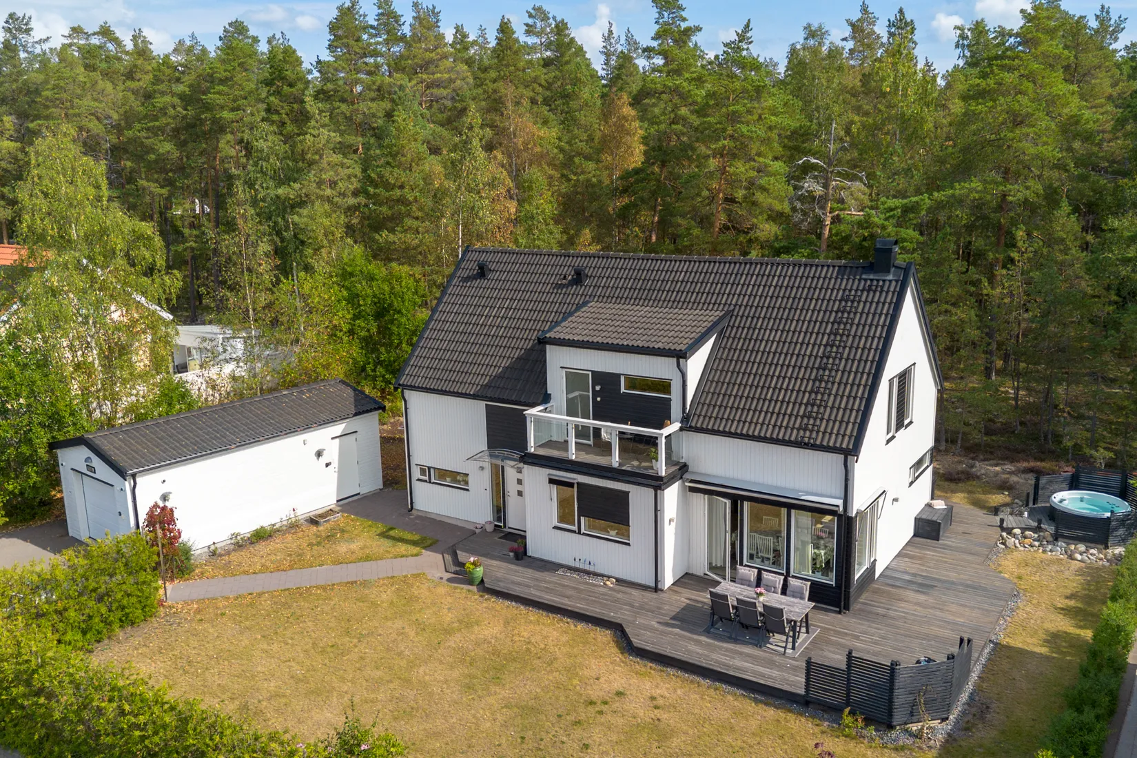 Villa, Högvretsvägen 18, Söderby, Salem