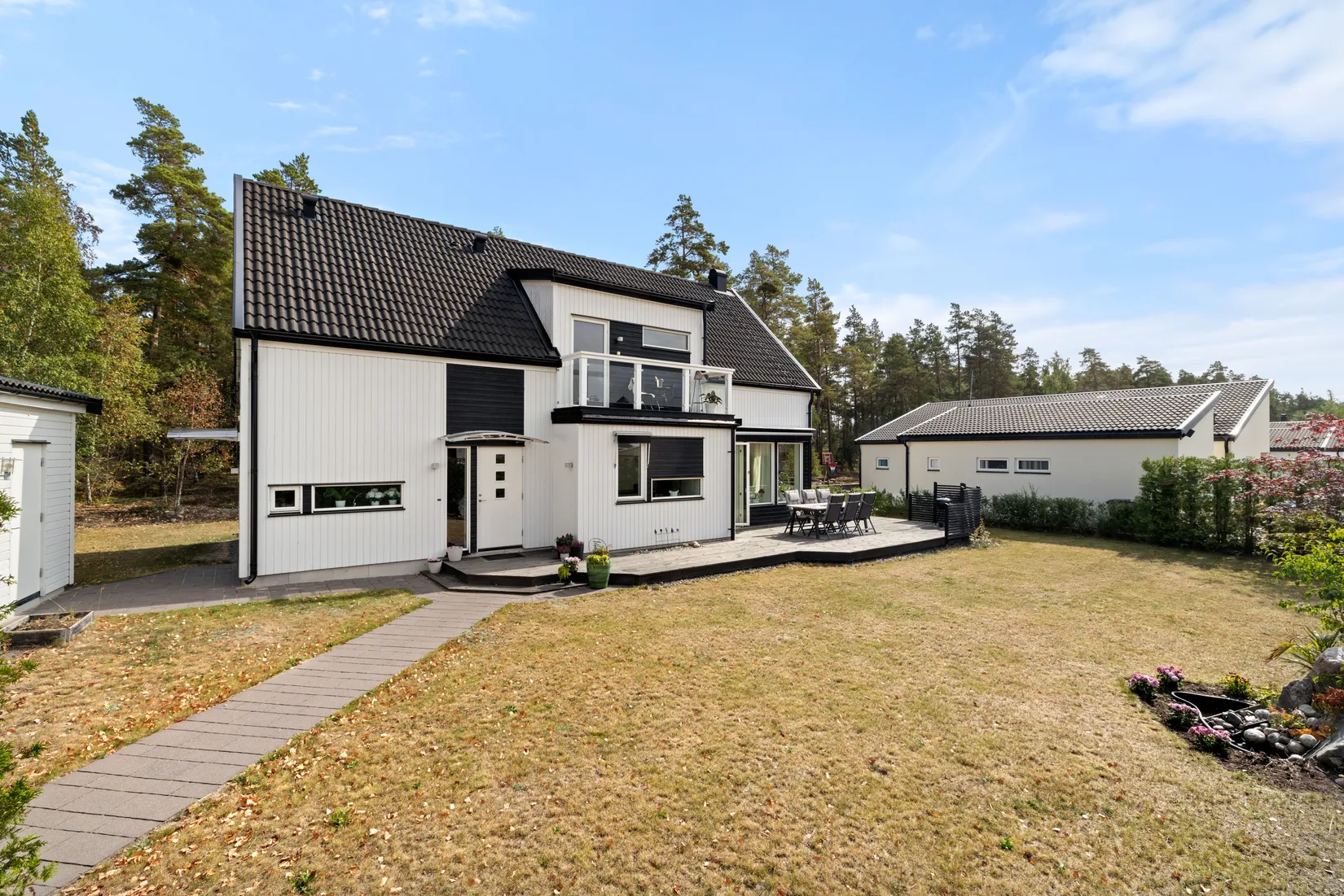 Villa, Högvretsvägen 18, Söderby, Salem