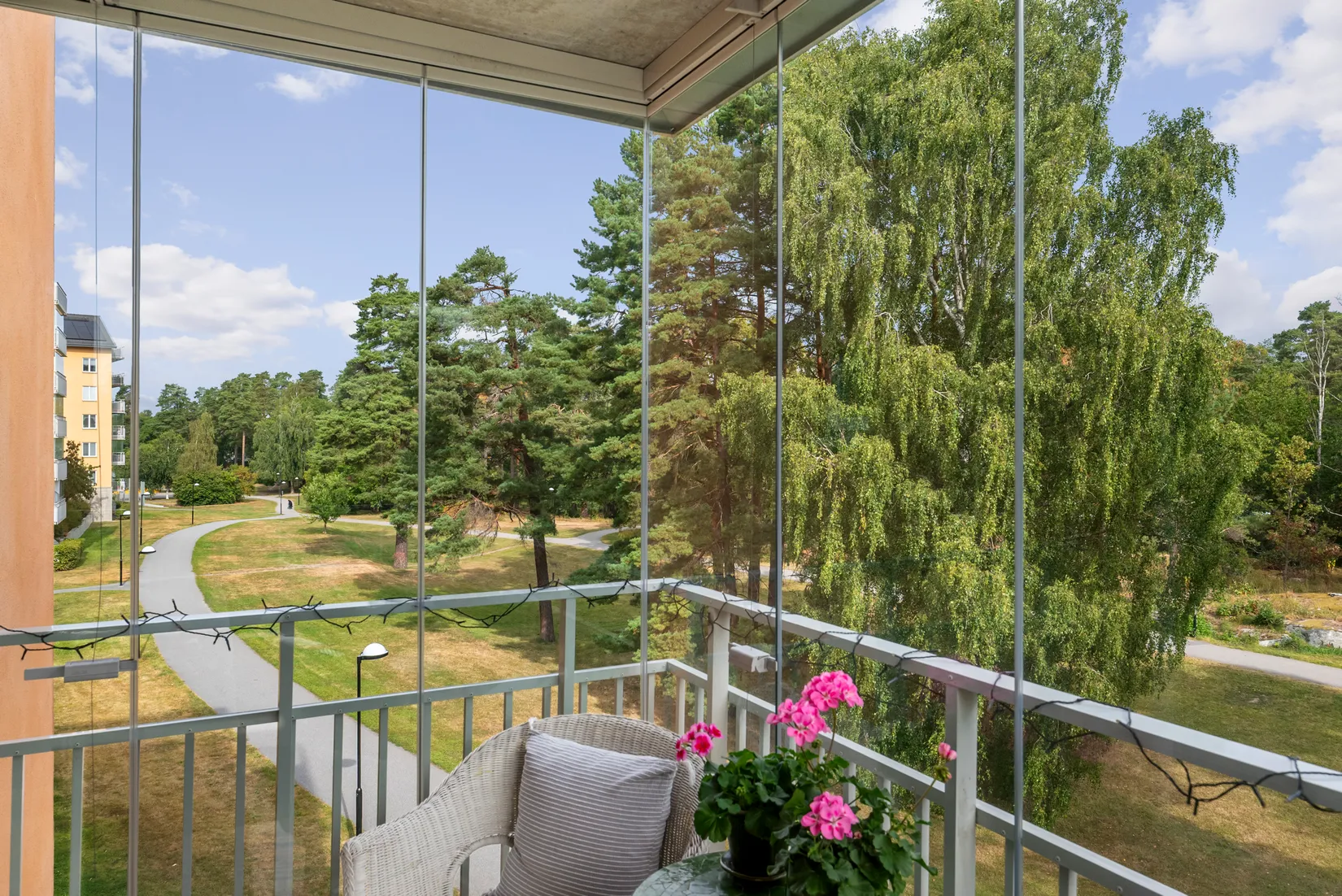 Bostadsrätt, Melongatan 8 LGH 1202, Hässelby Strand, Stockholm
